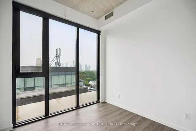 Additional property image - 7 Smith Cres Unit 808