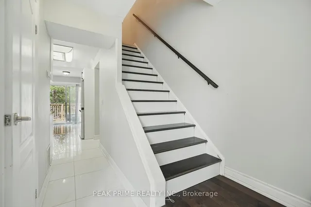 Additional property image - 7030 Copenhagen Rd Unit 28