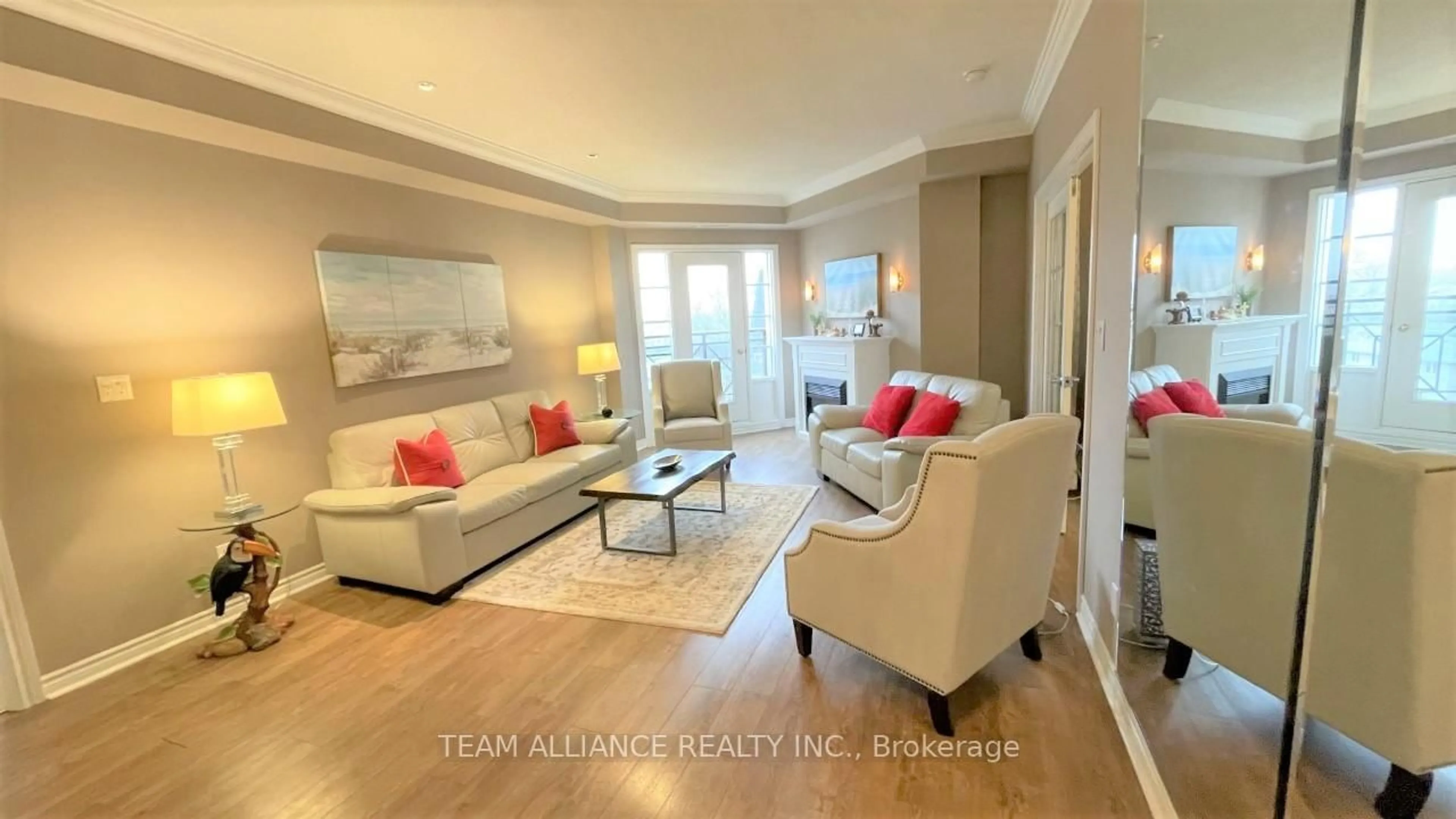 Living room with furniture, unknown for 3351 Cawthra Rd #423, Mississauga Ontario L5A 4N5