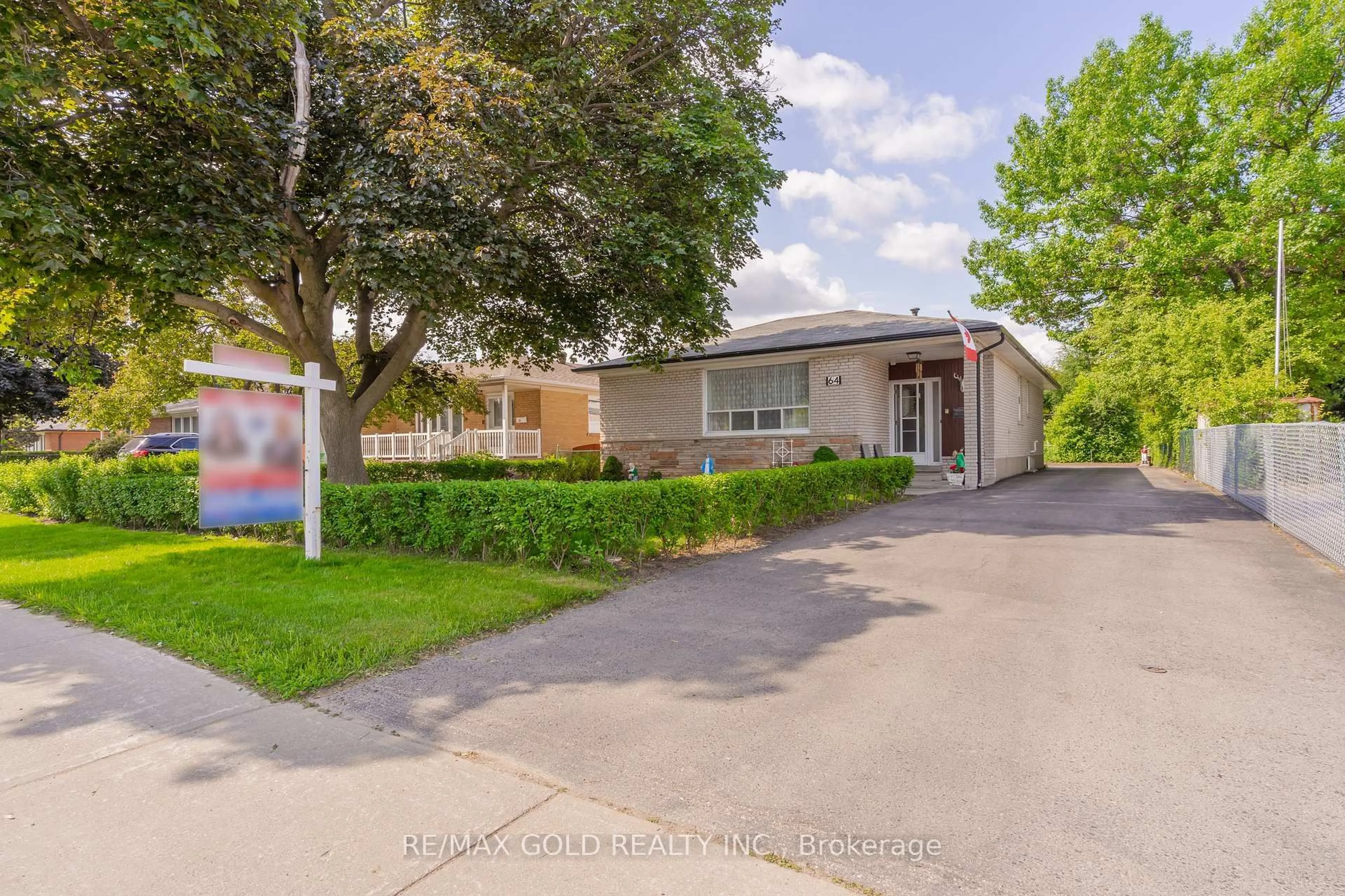 Unknown for 64 Mc Laughlin Rd, Brampton Ontario L6X 1Y6