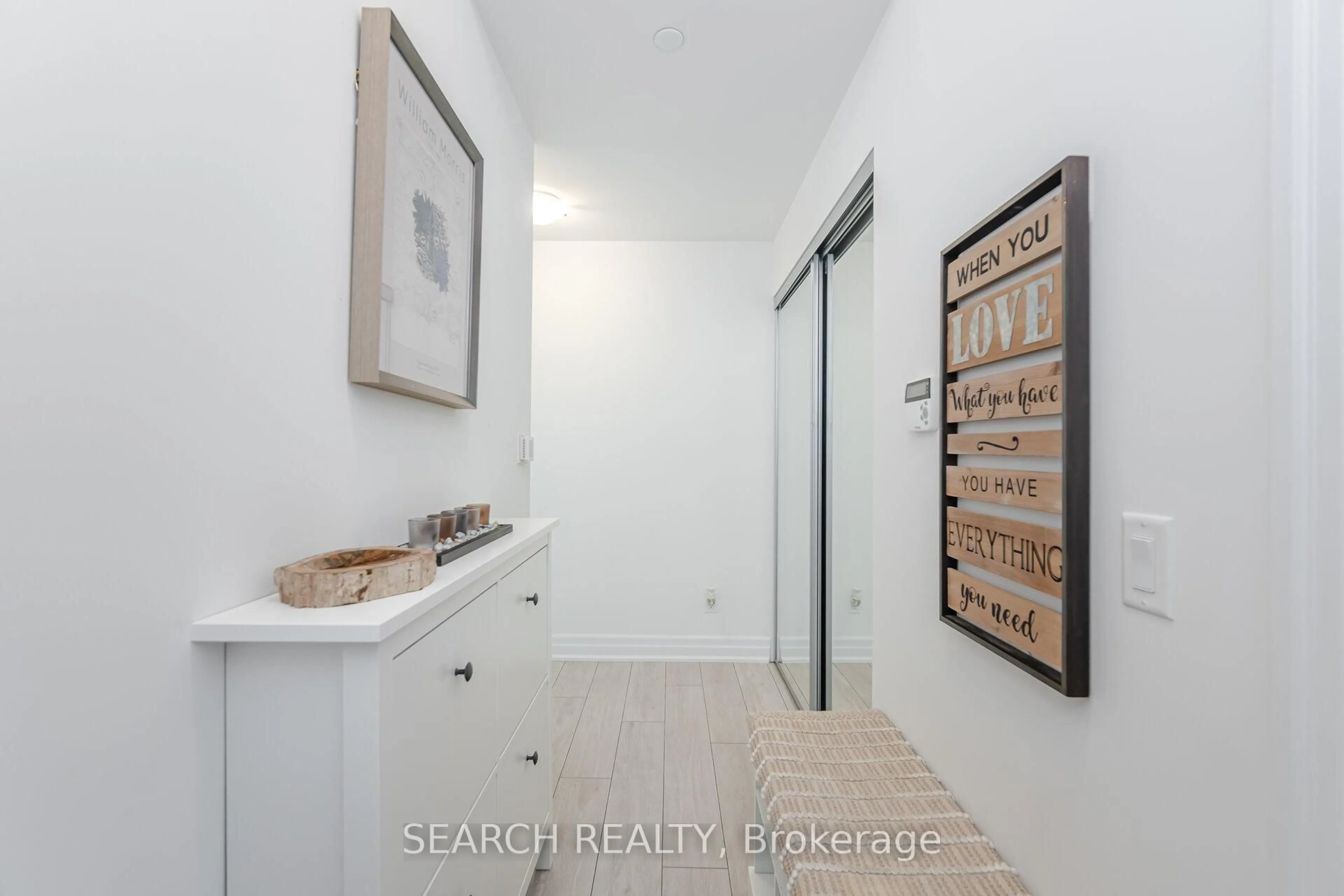 Unknown for 30 Elm Dr #1708, Mississauga Ontario L5B 0N6