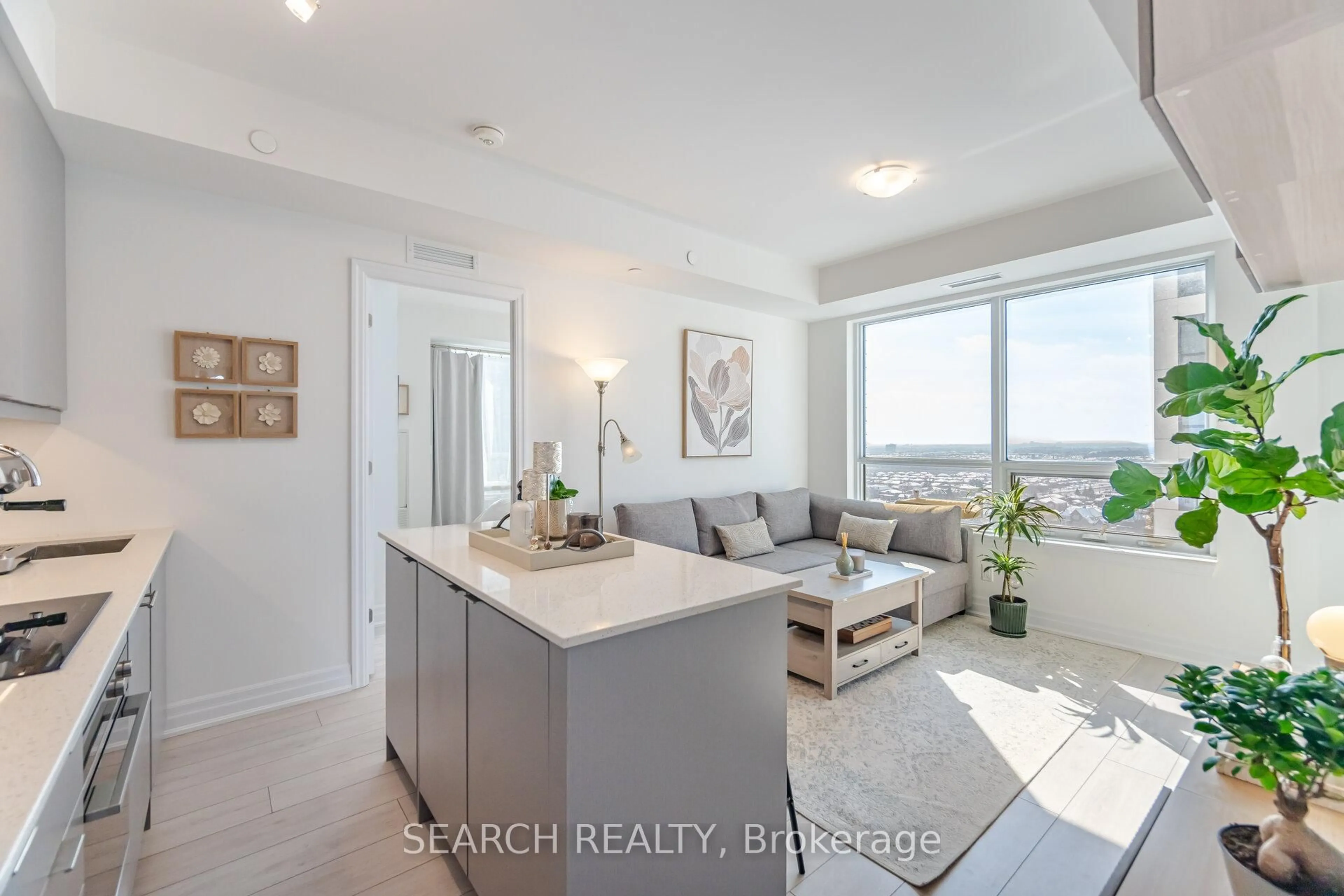 Open concept kitchen, unknown for 30 Elm Dr #1708, Mississauga Ontario L5B 0N6