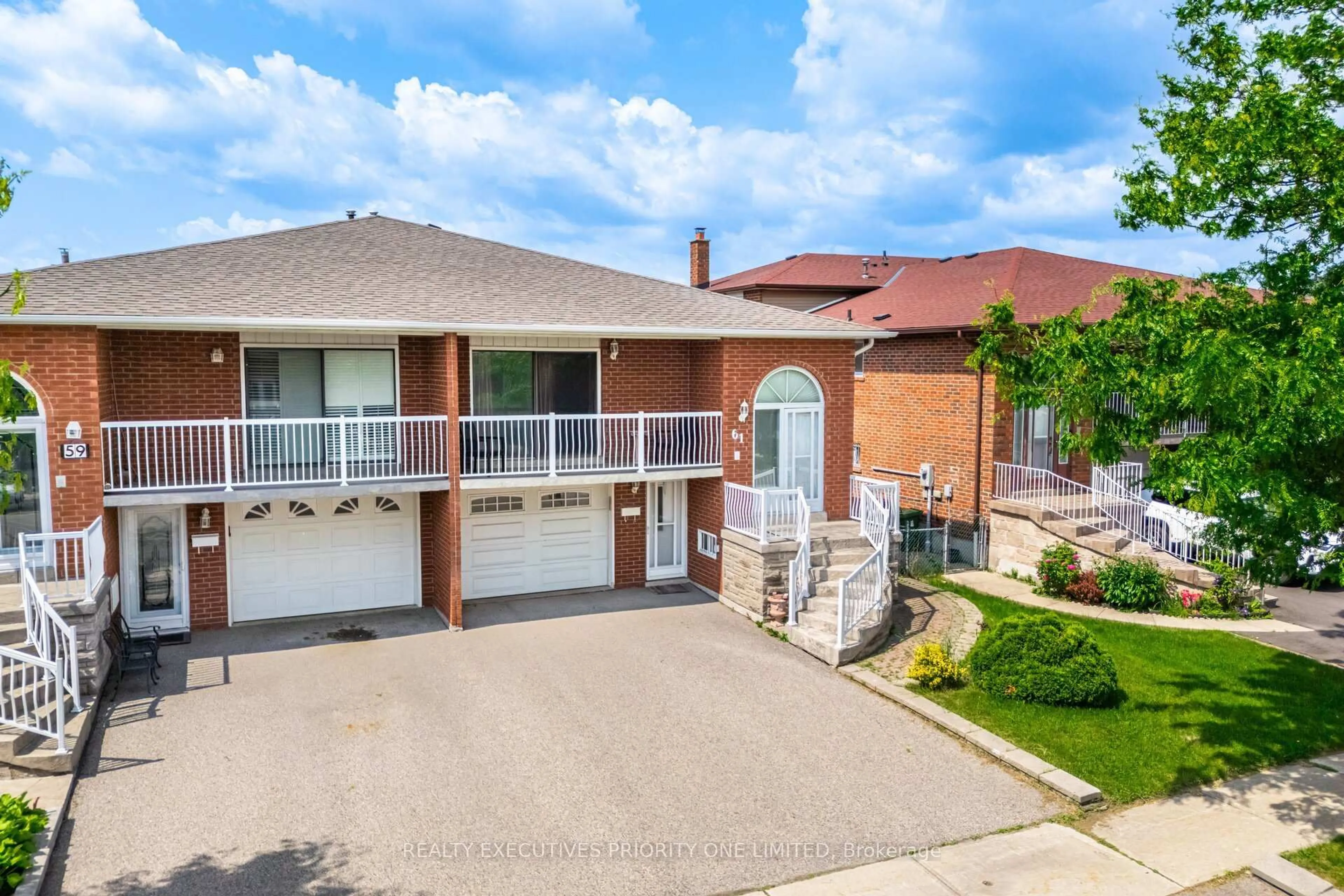 Unknown for 61 John Lindsay Crt, Toronto Ontario M3L 2L1