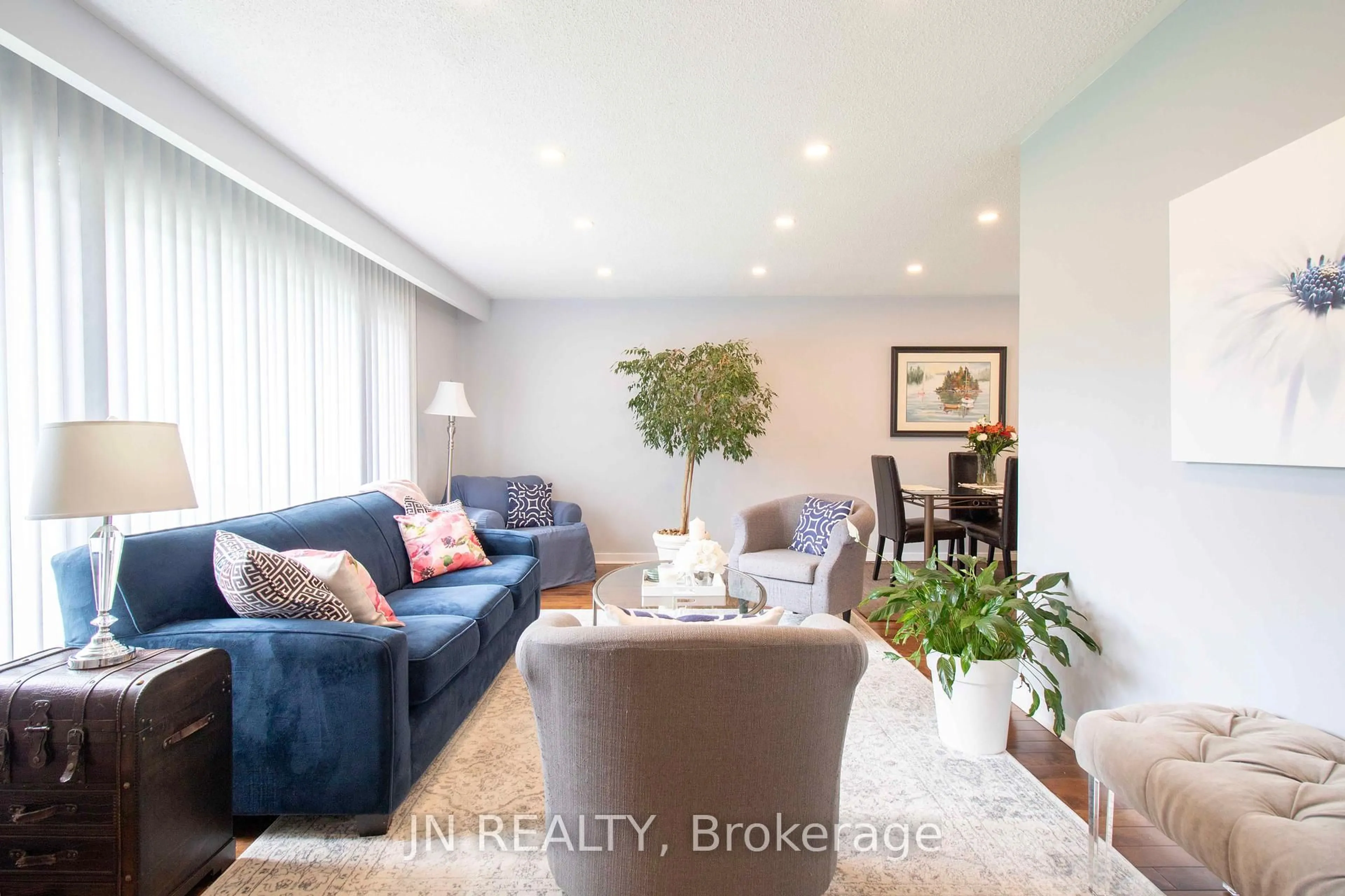 Living room with furniture, unknown for 36 Harold St, Brampton Ontario L6Y 1E2