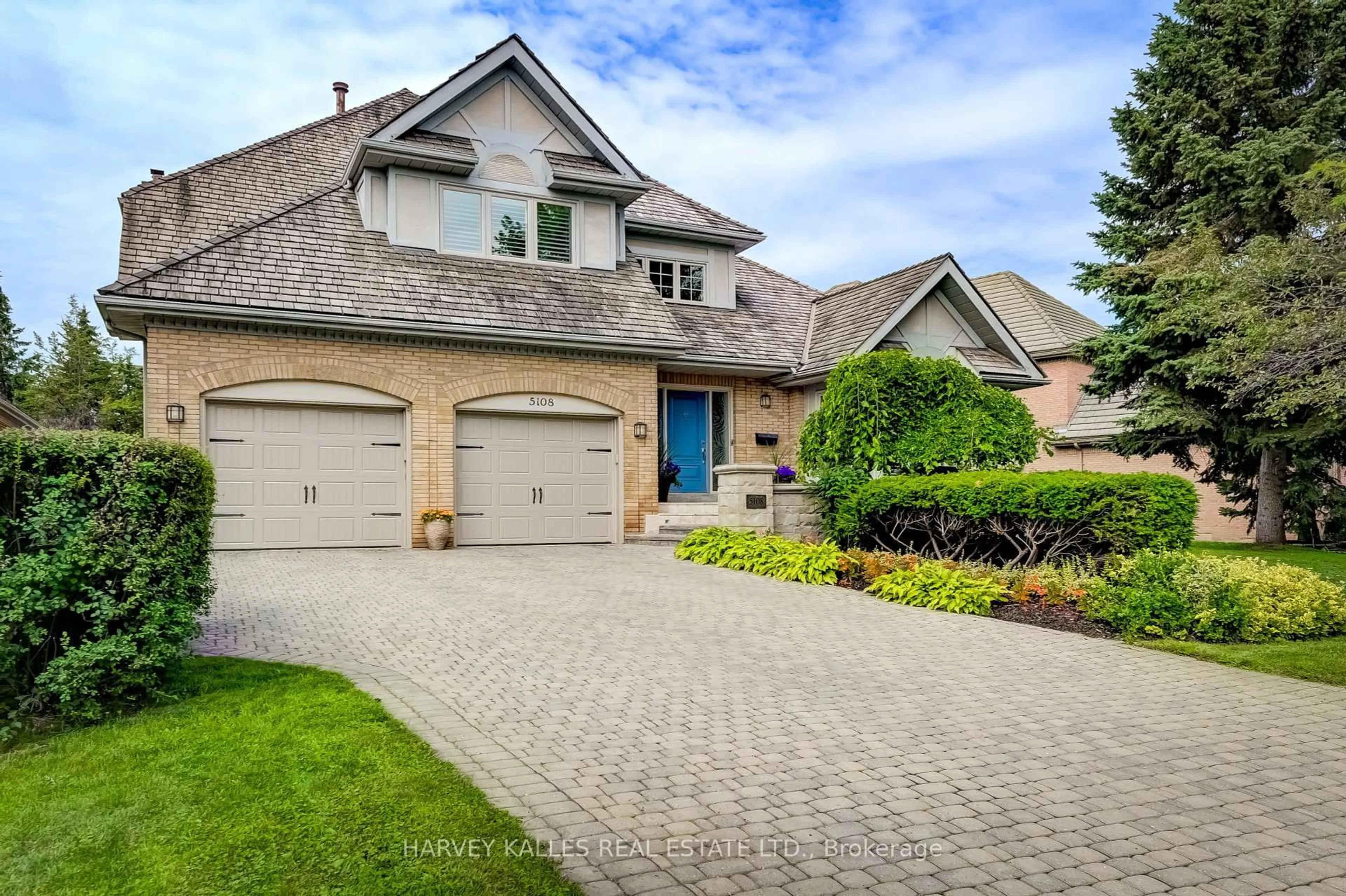 Home with brick exterior material, street for 5108 Forest Hill Dr, Mississauga Ontario L5M 5A3