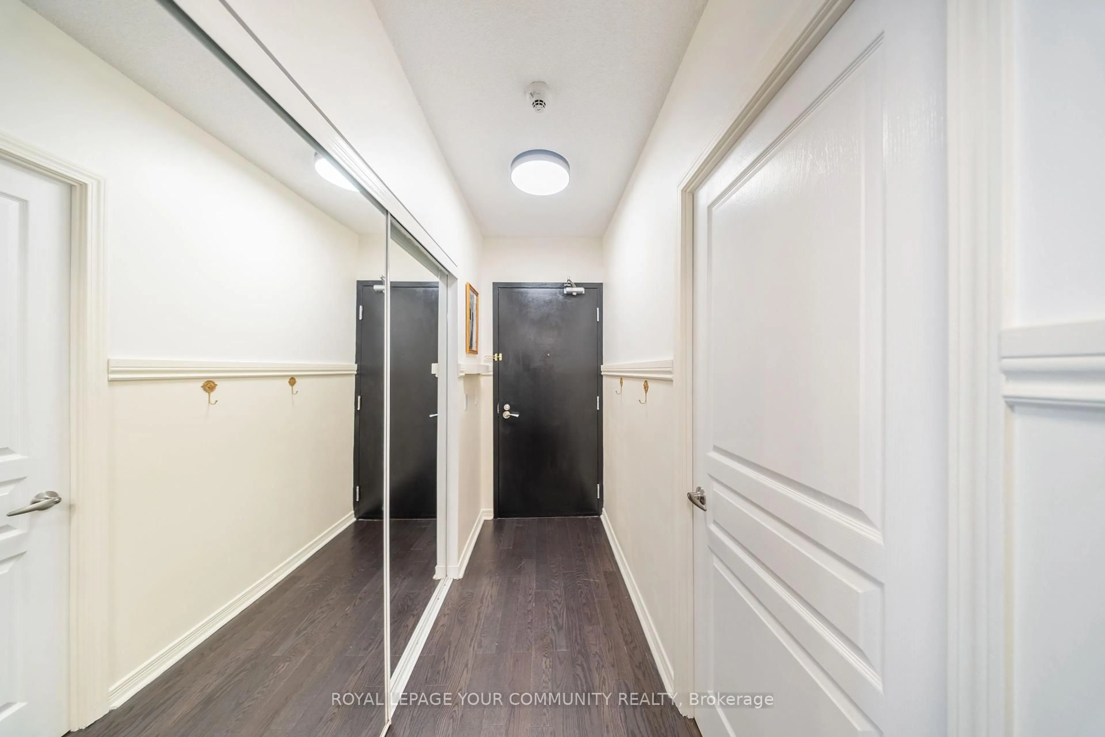 Unknown for 15 Legion Rd #2101, Toronto Ontario M8V 0A9