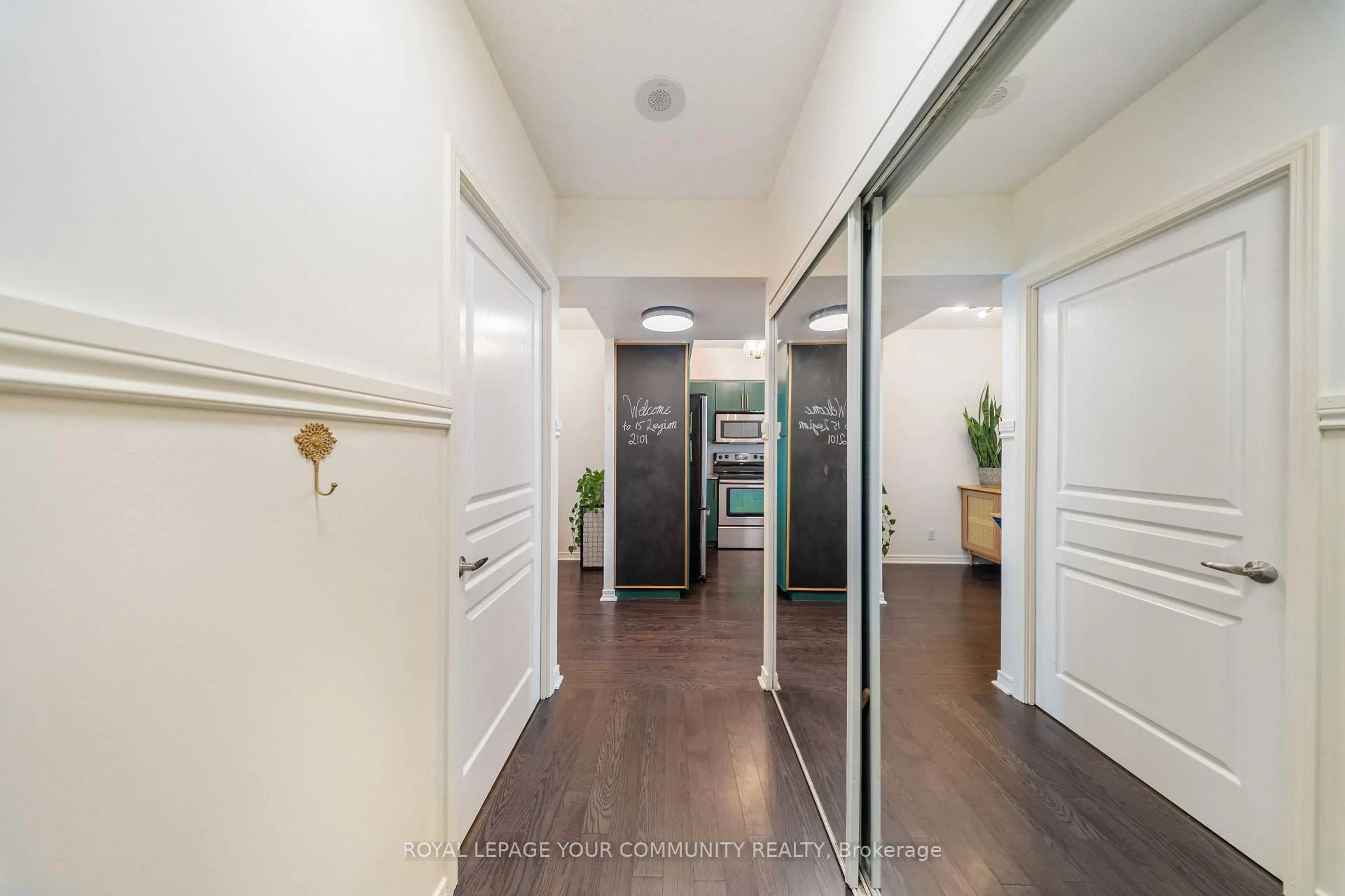 Indoor entryway for 15 Legion Rd #2101, Toronto Ontario M8V 0A9