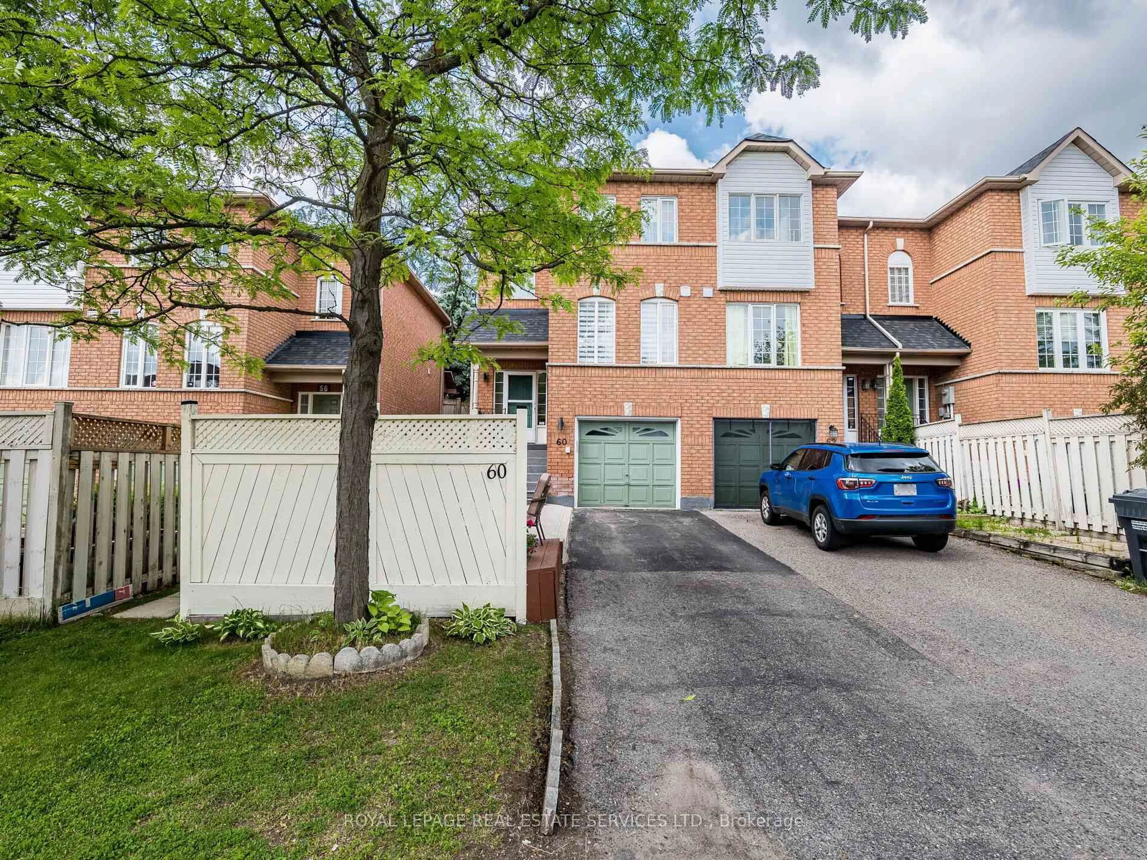 A pic from outside/outdoor area/front of a property/back of a property/a pic from drone, street for 57 Brickyard Way #60, Brampton Ontario L6V 4M3