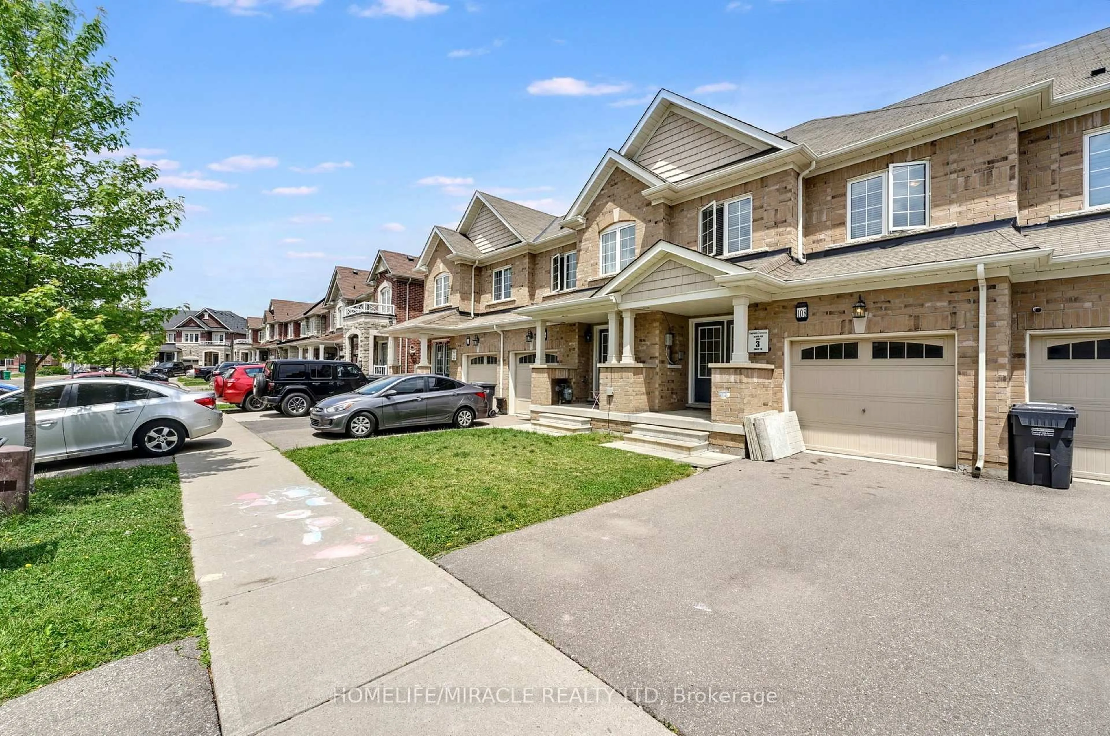 A pic from outside/outdoor area/front of a property/back of a property/a pic from drone, street for 108 Golden Spring Dr, Brampton Ontario L7A 4N7