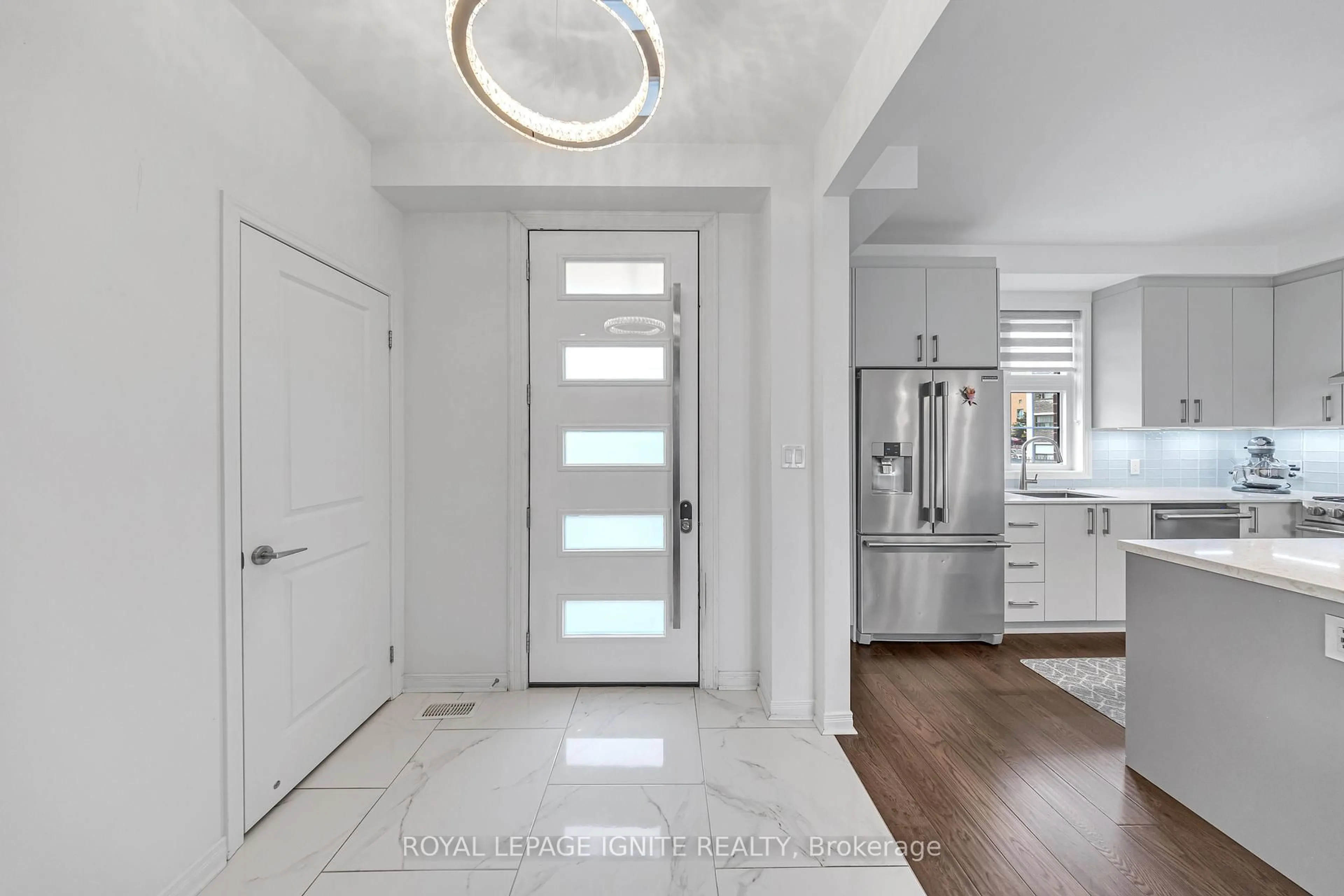 Indoor entryway for 64 Emmett Ave, Toronto Ontario M6M 2E6