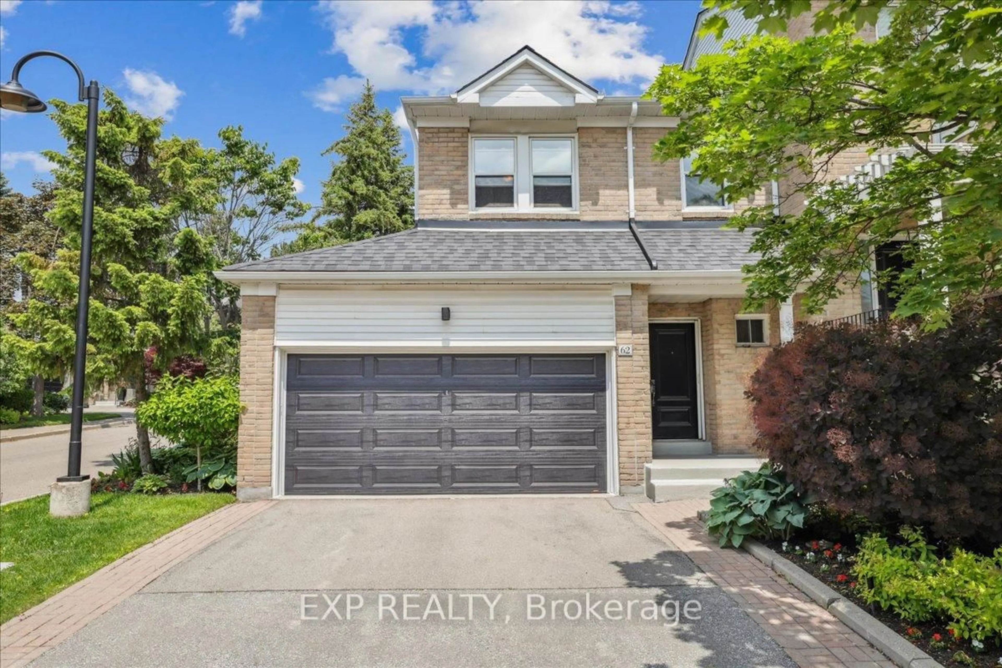 Unknown for 62 Tamarack Circ, Toronto Ontario M9P 3T9