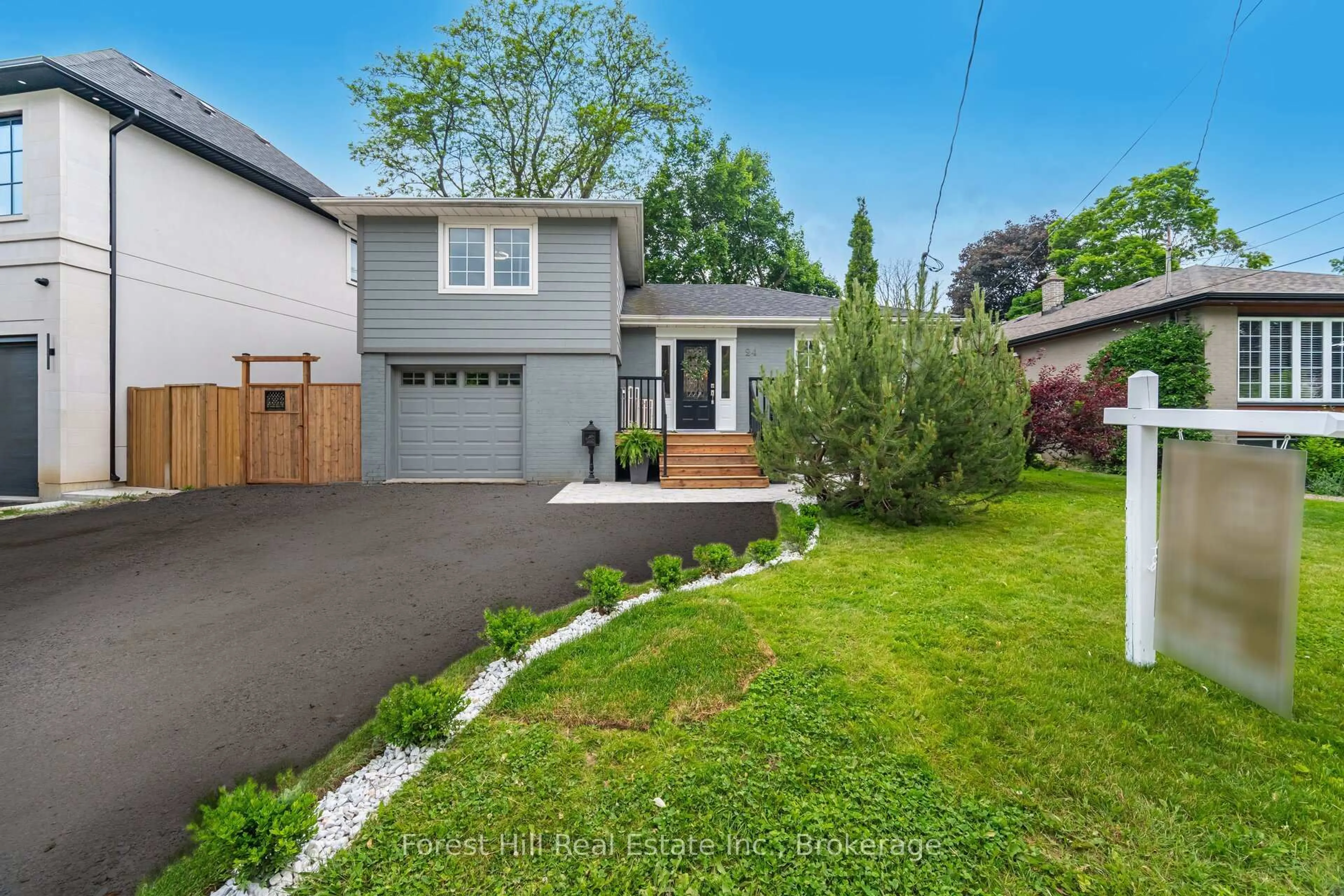 Unknown for 24 Upminster Cres, Toronto Ontario M9B 5W2