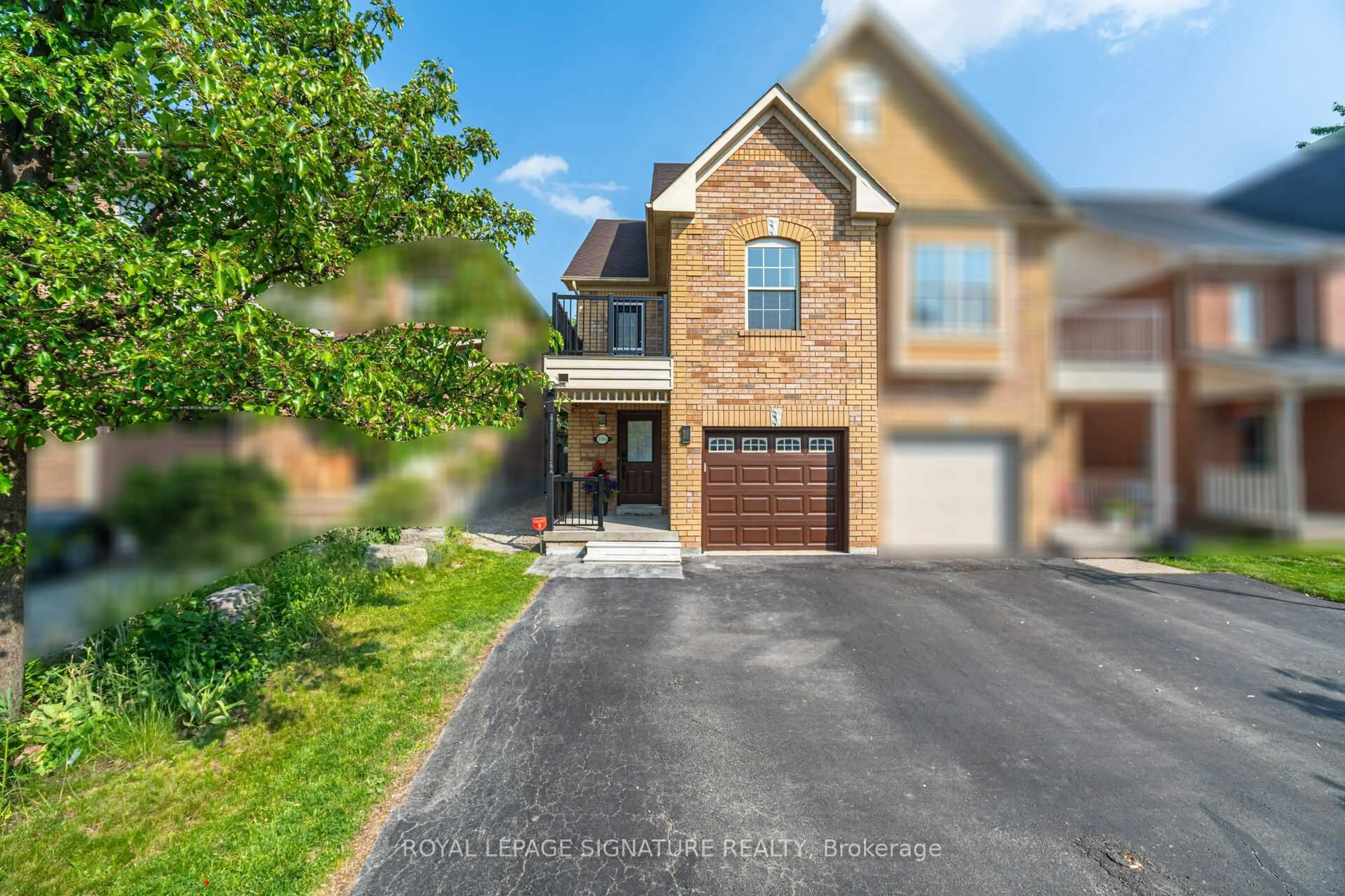 Home with brick exterior material, street for 1116 Carding Mill Pl, Mississauga Ontario L5W 1C4