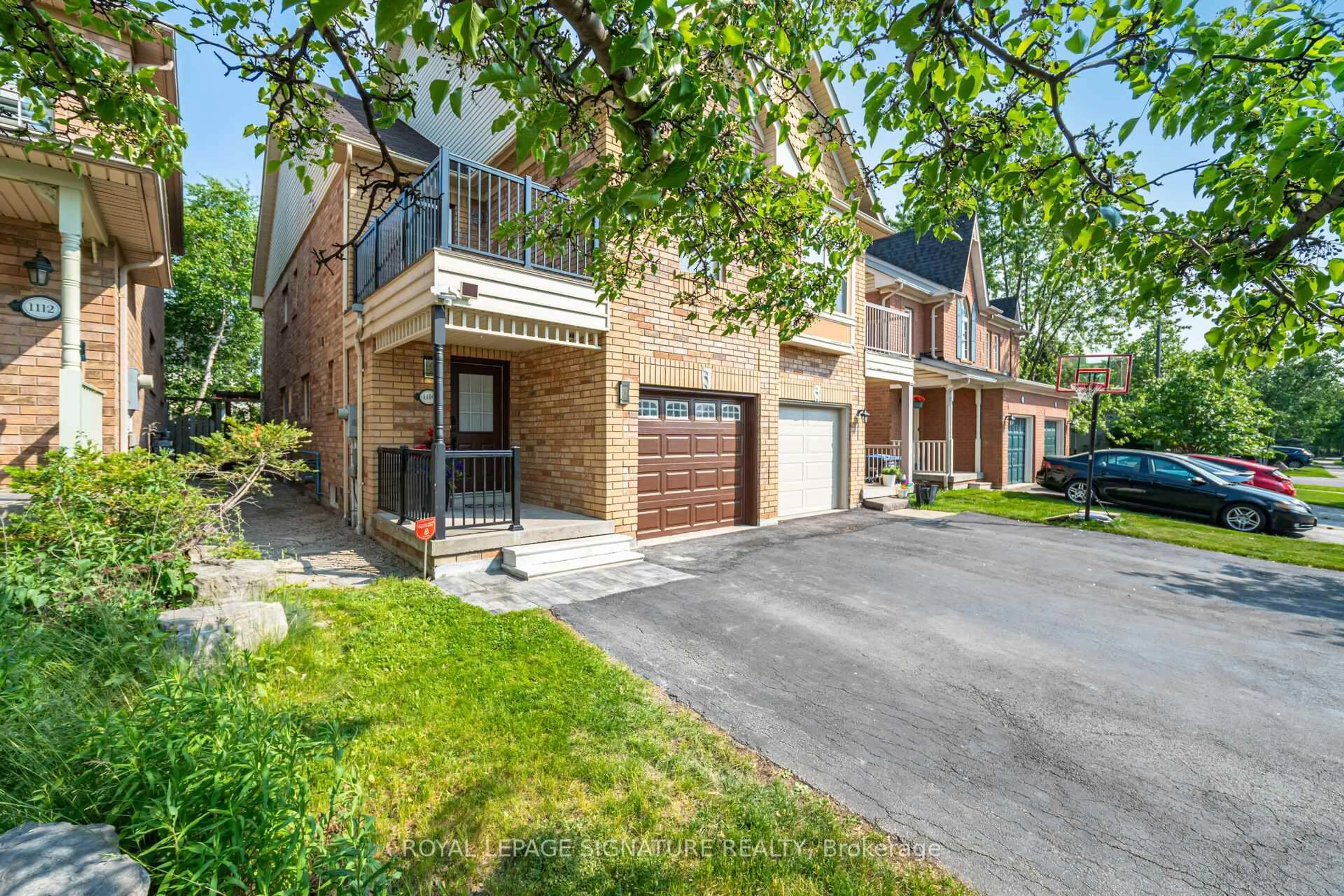 Home with brick exterior material, street for 1116 Carding Mill Pl, Mississauga Ontario L5W 1C4