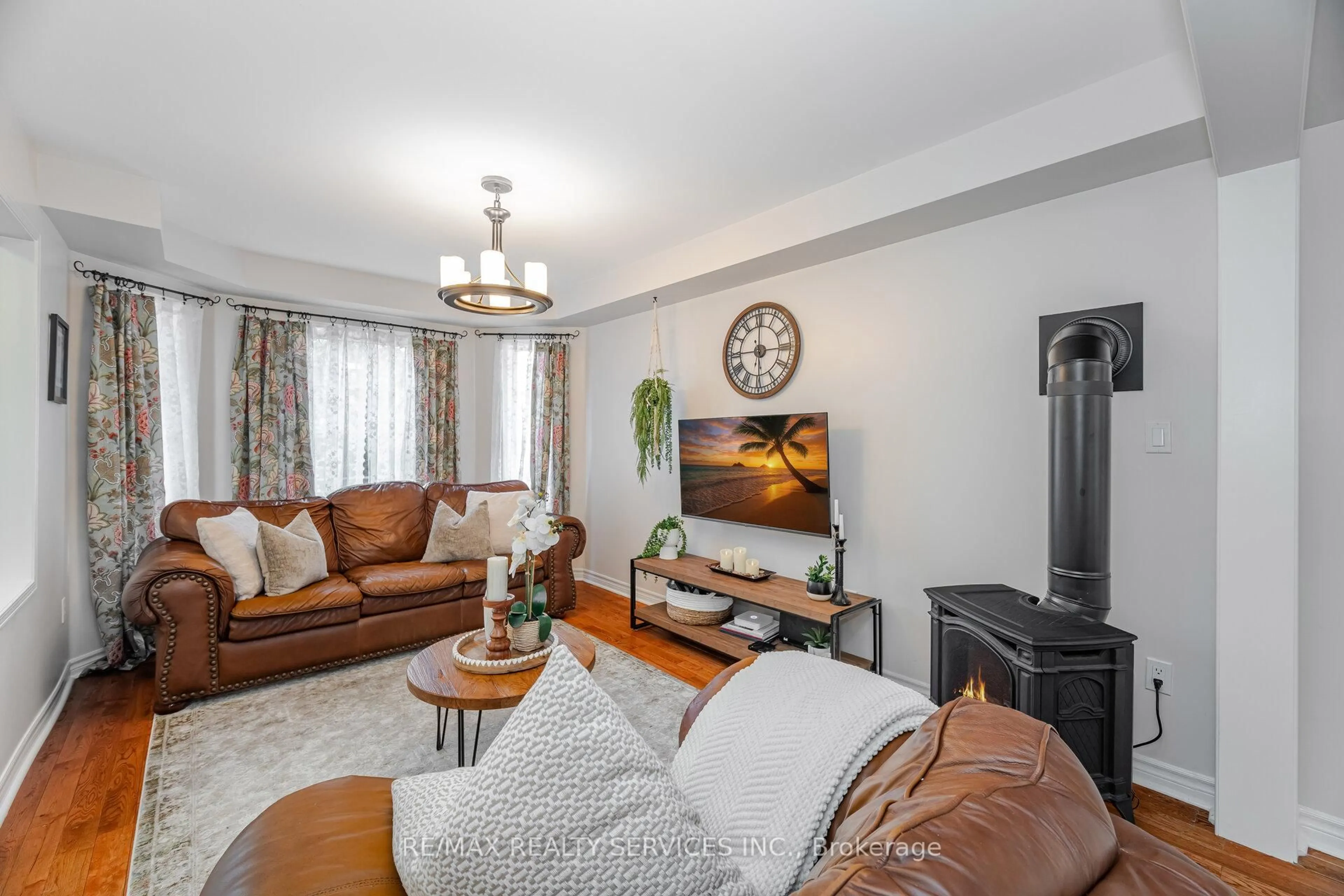 Living room with furniture, unknown for 51 LORMEL Gate, Brampton Ontario L7A 2R6