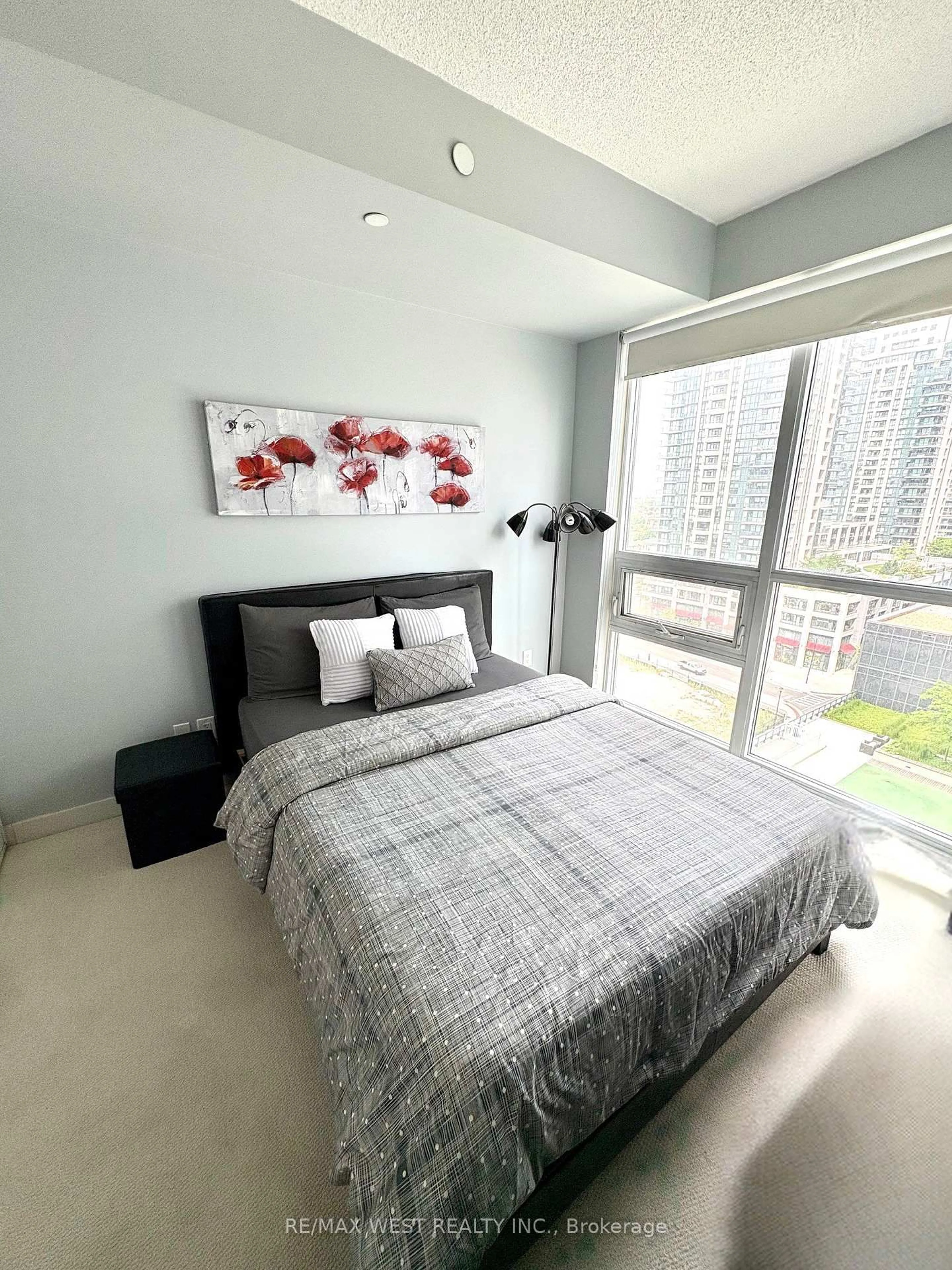 Bedroom with bed, carpet floor for 4011 Brickstone Mews #903, Mississauga Ontario L5B 0G4