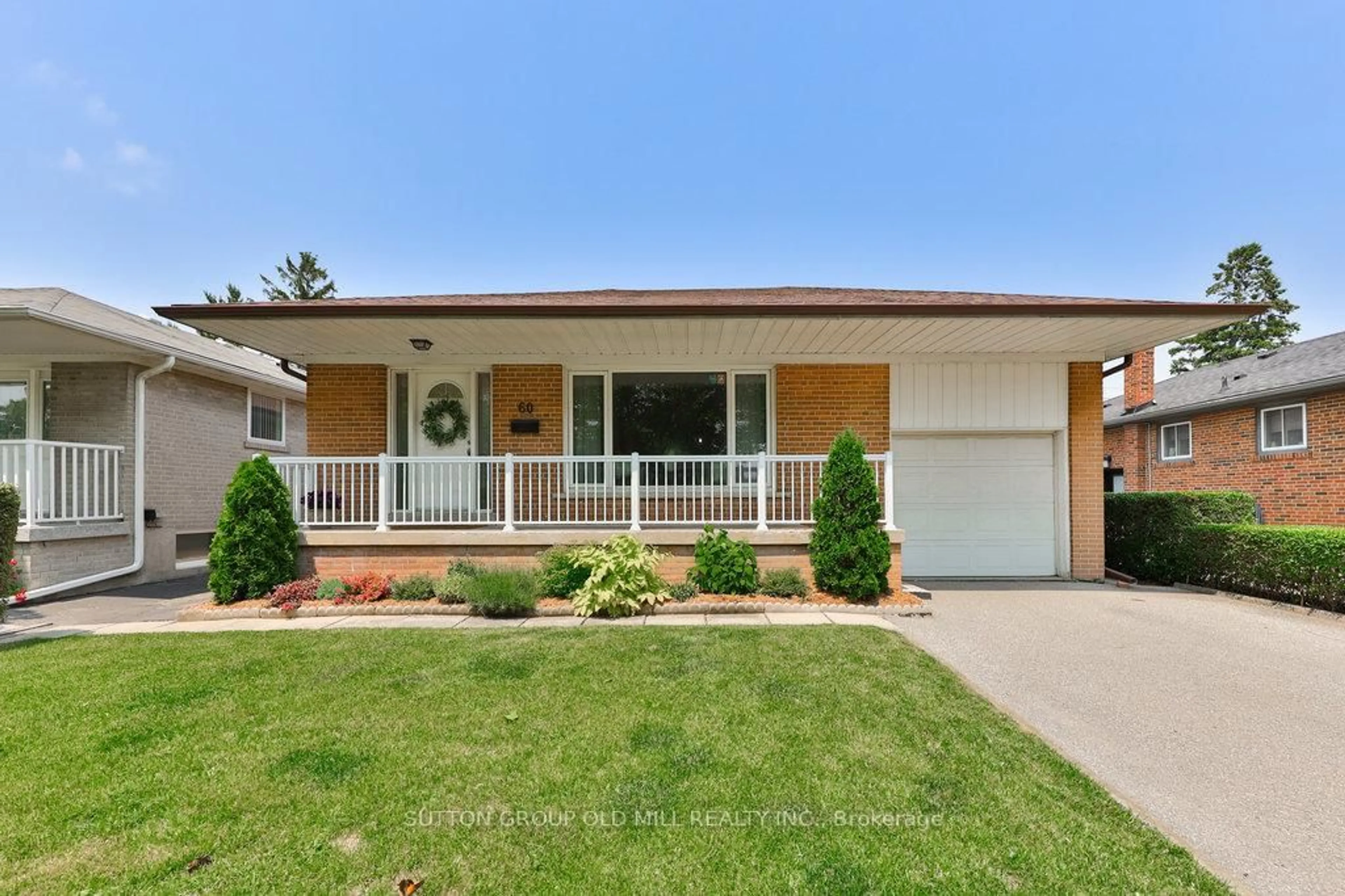 Home with vinyl exterior material, street for 60 Faversham Cres, Toronto Ontario M9C 3X6