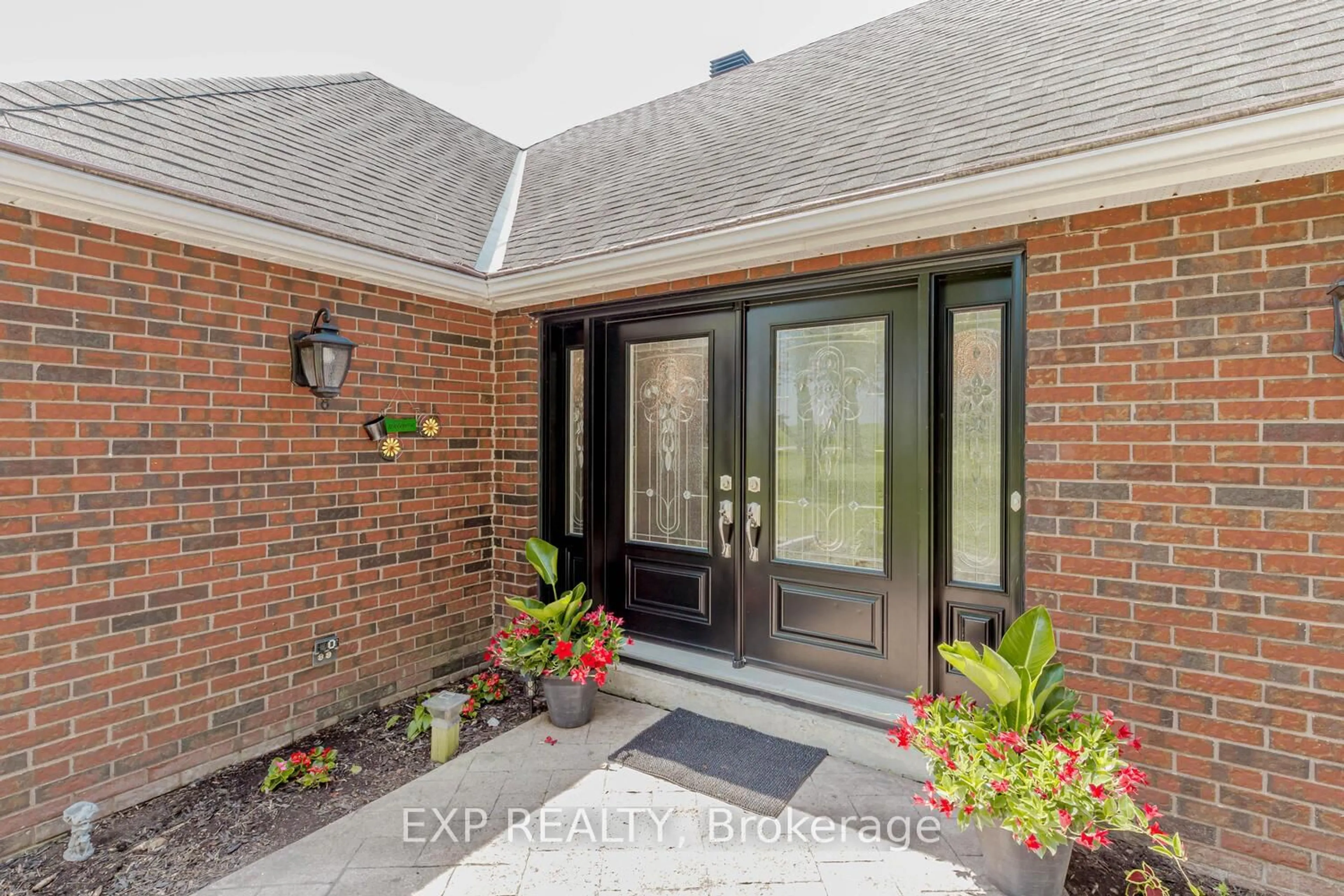 Indoor entryway for 16786 Mount Wolfe Rd, Caledon Ontario L7E 3P1