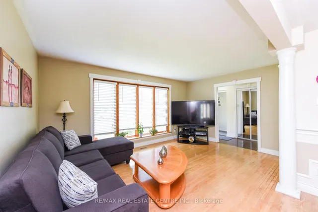 Additional image 32 of 135 Folkstone Cres