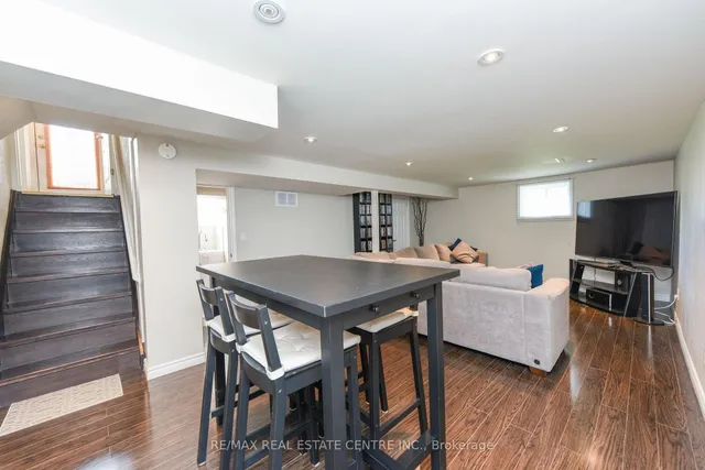 Additional image 8 of 135 Folkstone Cres