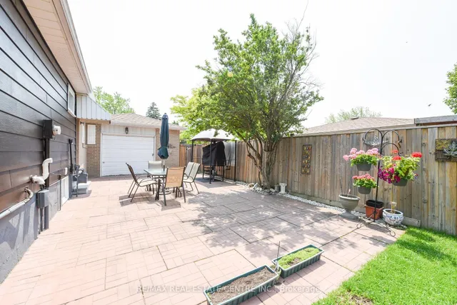 Additional image 46 of 135 Folkstone Cres