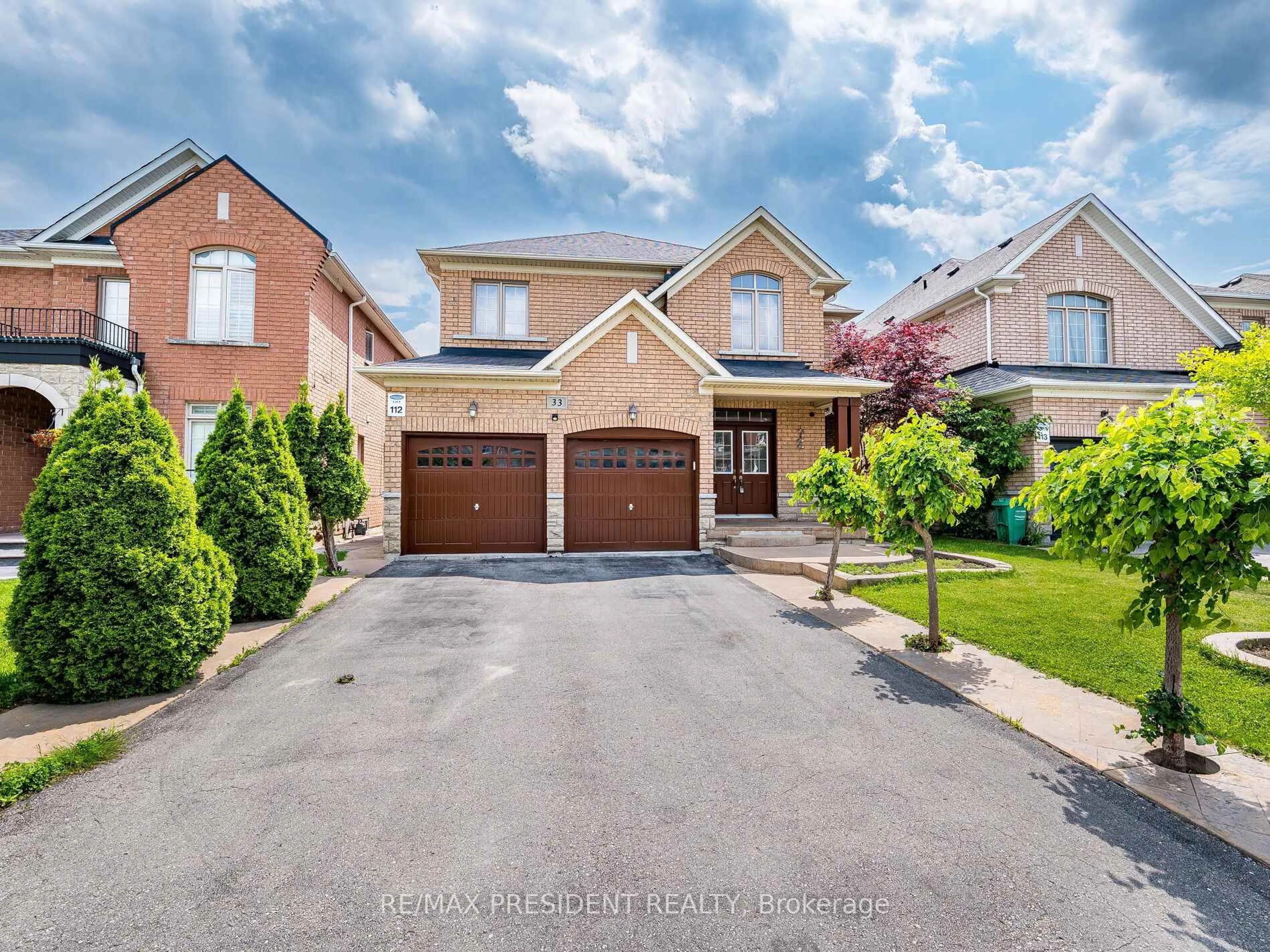 Home with brick exterior material, street for 33 Belleville Dr, Brampton Ontario L6P 1V8