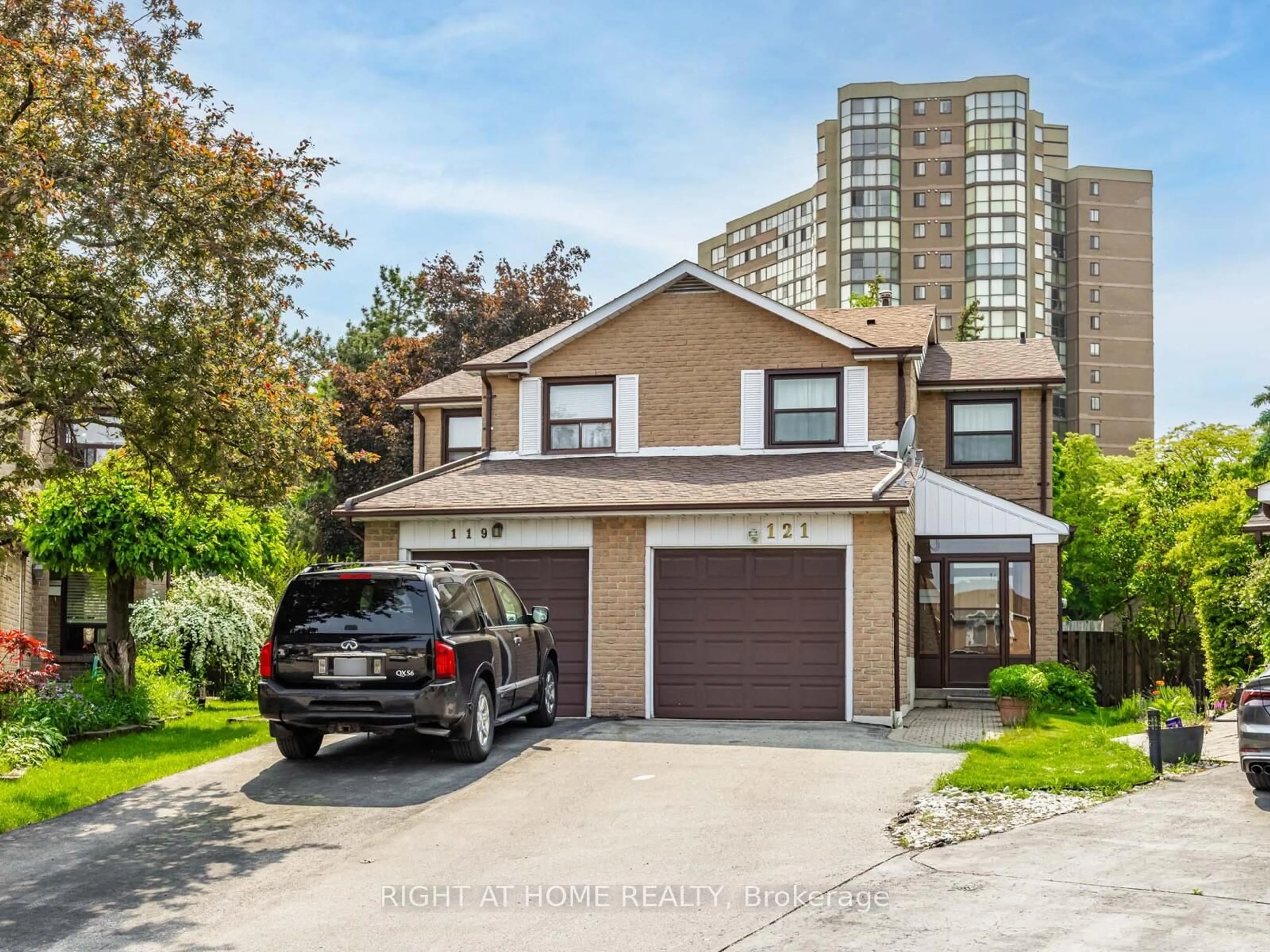 Unknown for 121 Ashridge Crt, Mississauga Ontario L4Z 1K5