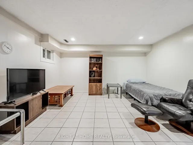 Additional image 9 of 121 Ashridge Crt