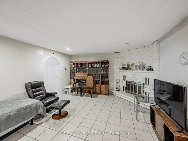 Additional image 8 of 121 Ashridge Crt