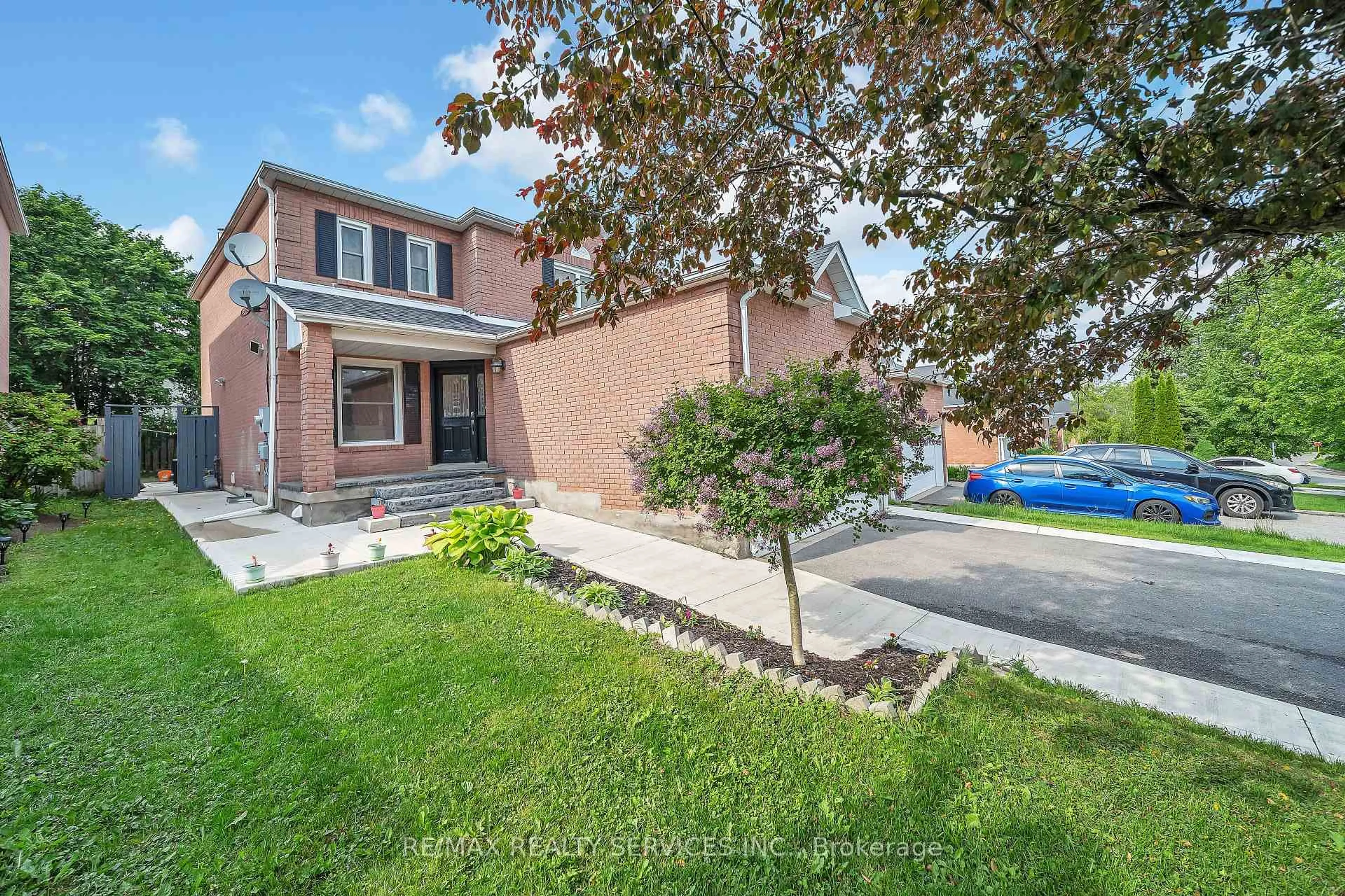 Home with brick exterior material, street for 305 Faith Dr, Orangeville Ontario L9W 4P8