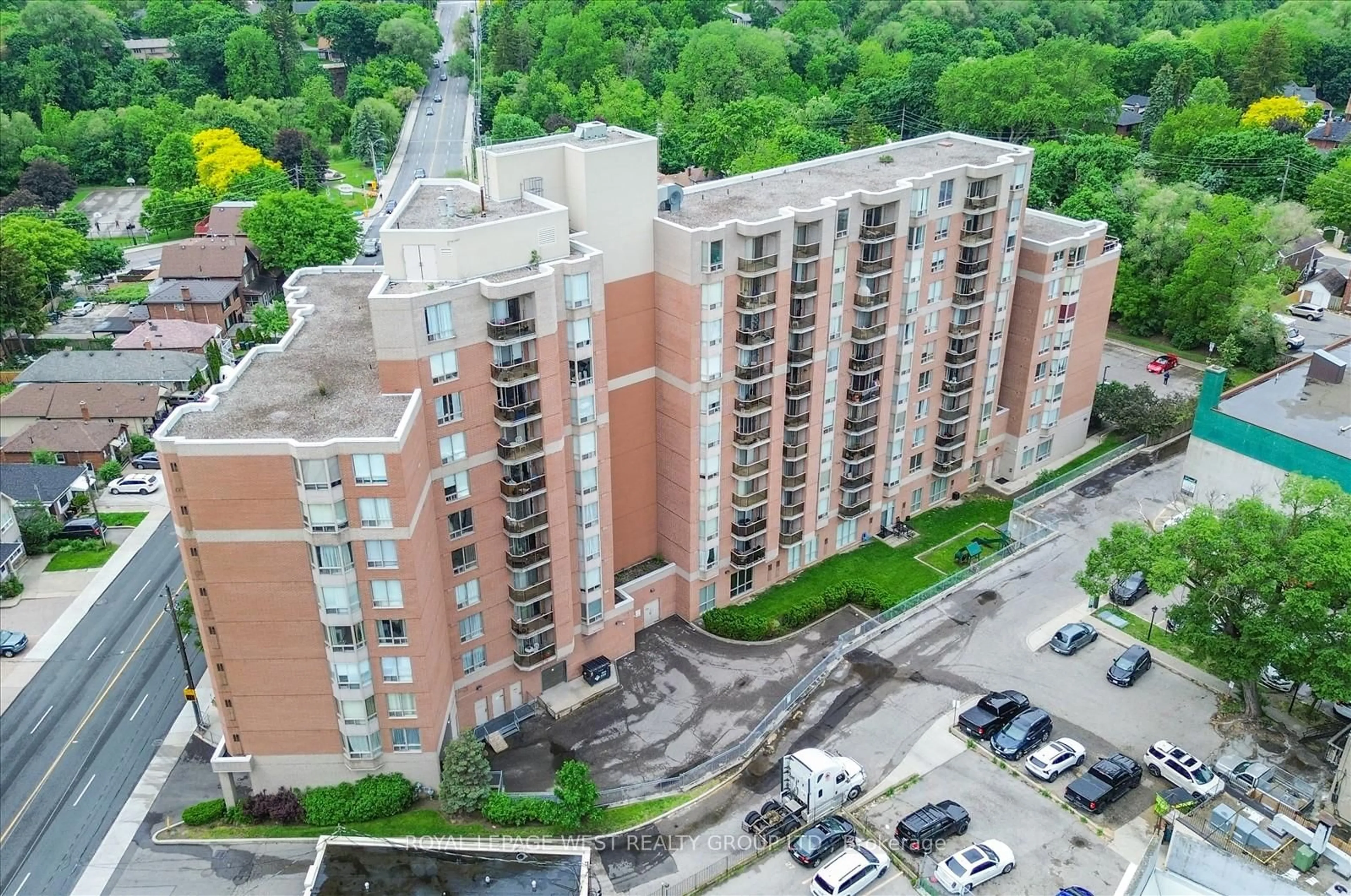 A pic from outside/outdoor area/front of a property/back of a property/a pic from drone, city buildings view from balcony for 2088 Lawrence Ave #515, Toronto Ontario M9N 3Z9
