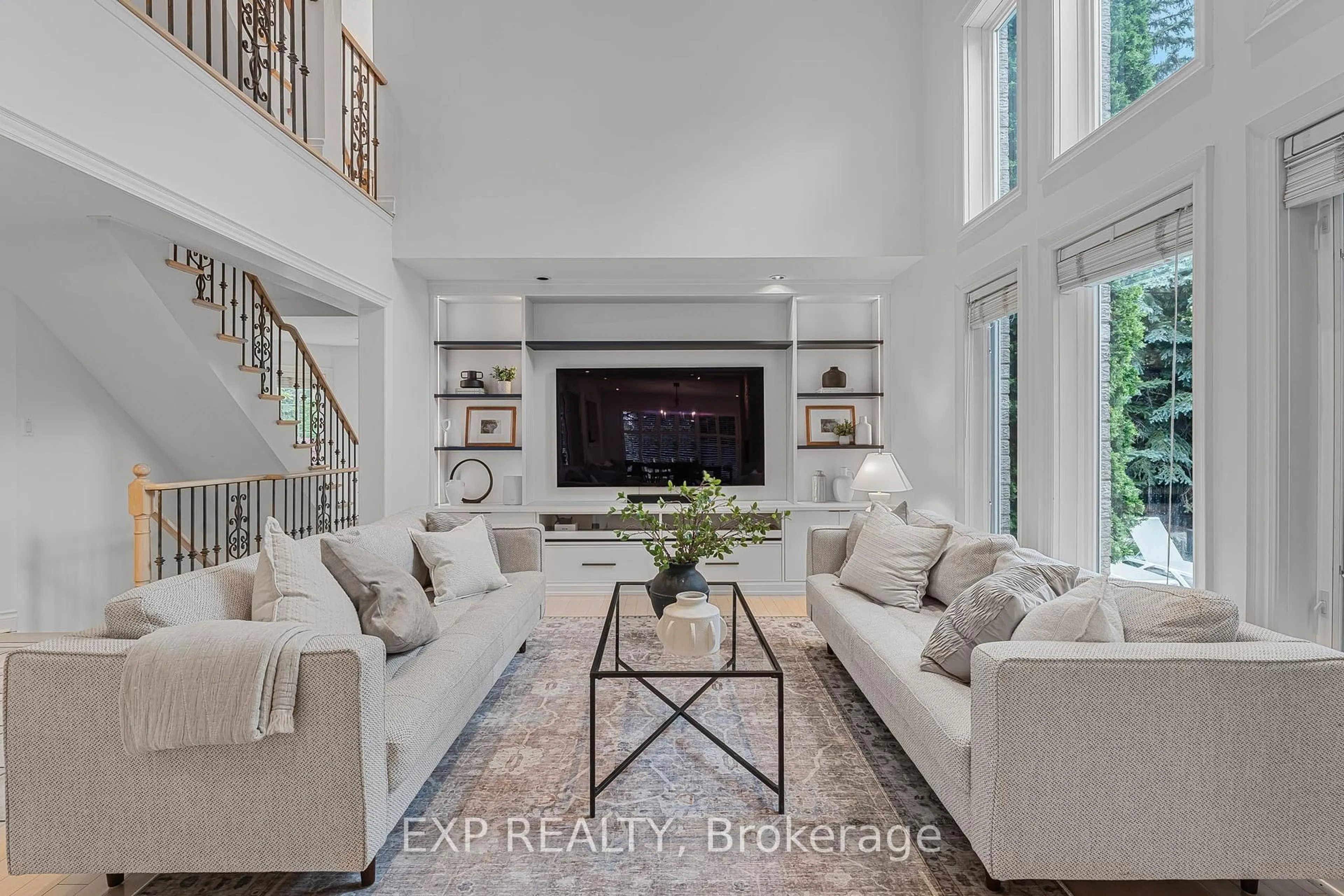 Living room with furniture, unknown for 2000 Peak Pl, Oakville Ontario L6H 5T2