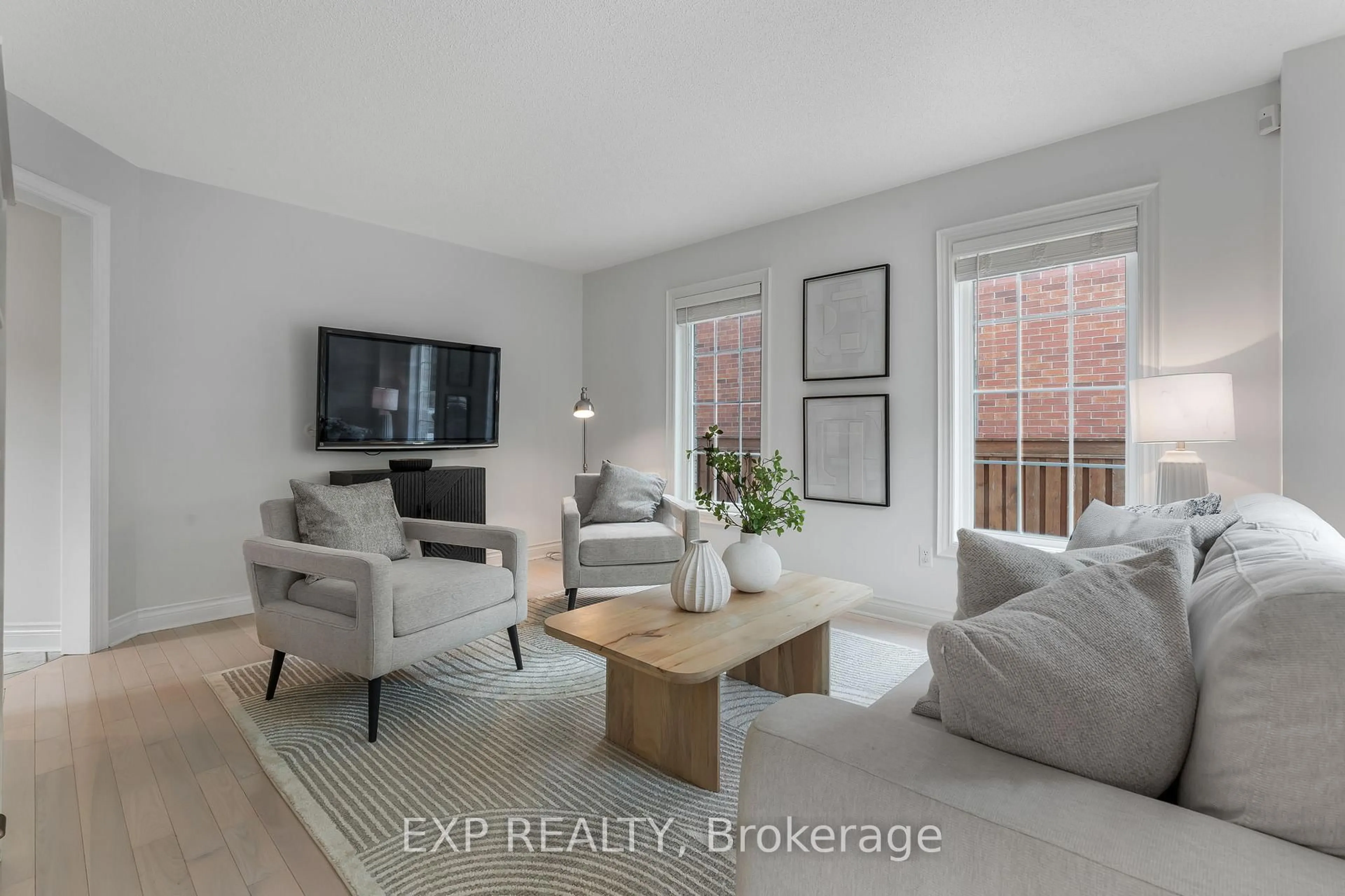 Living room with furniture, unknown for 2000 Peak Pl, Oakville Ontario L6H 5T2
