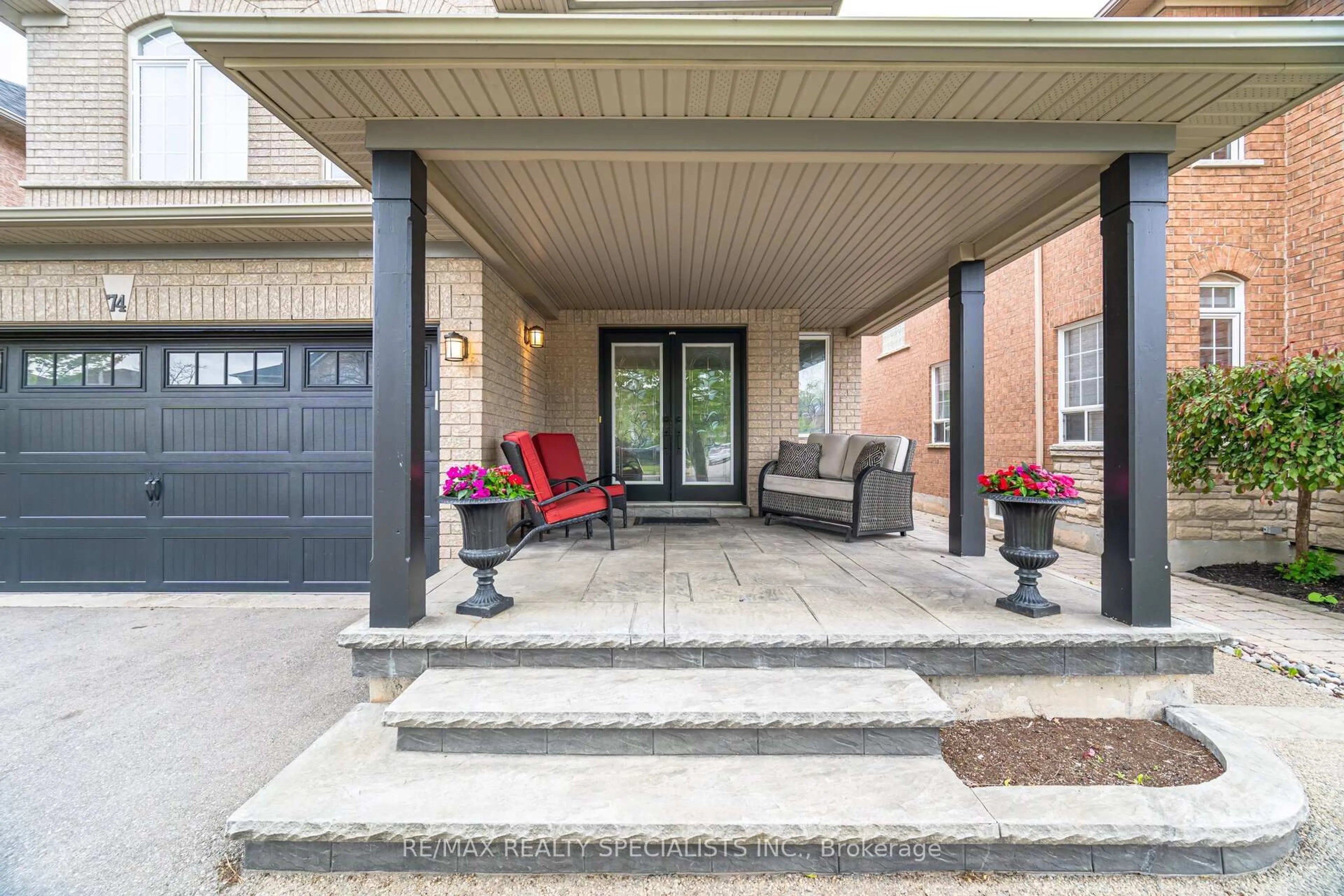 Unknown for 74 Robarts Dr, Milton Ontario L9T 5P3