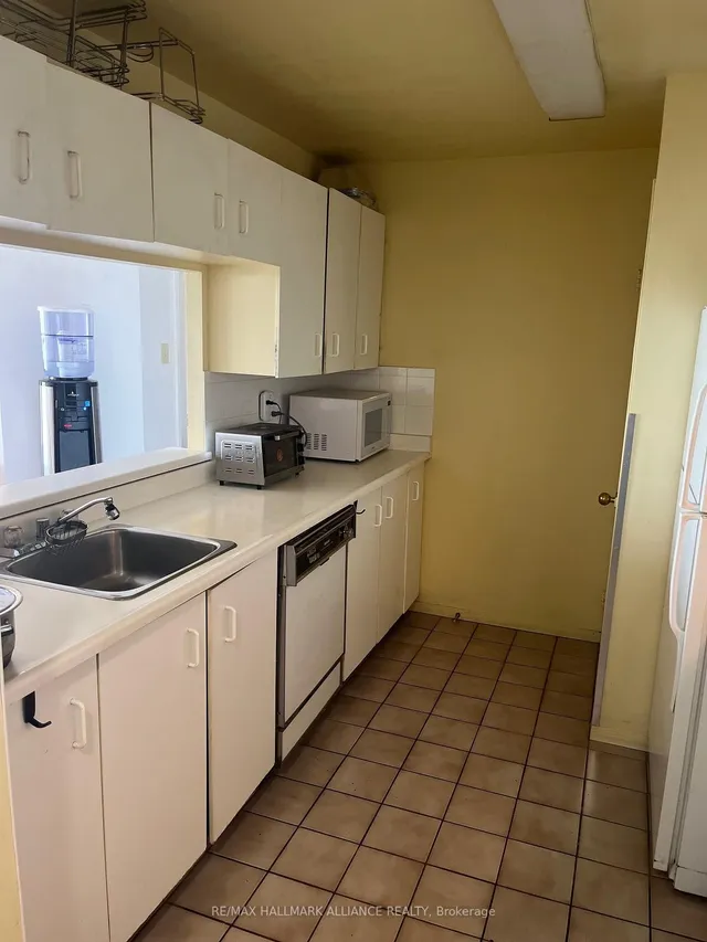 Additional property image - 4205 Shipp Dr Unit 2008
