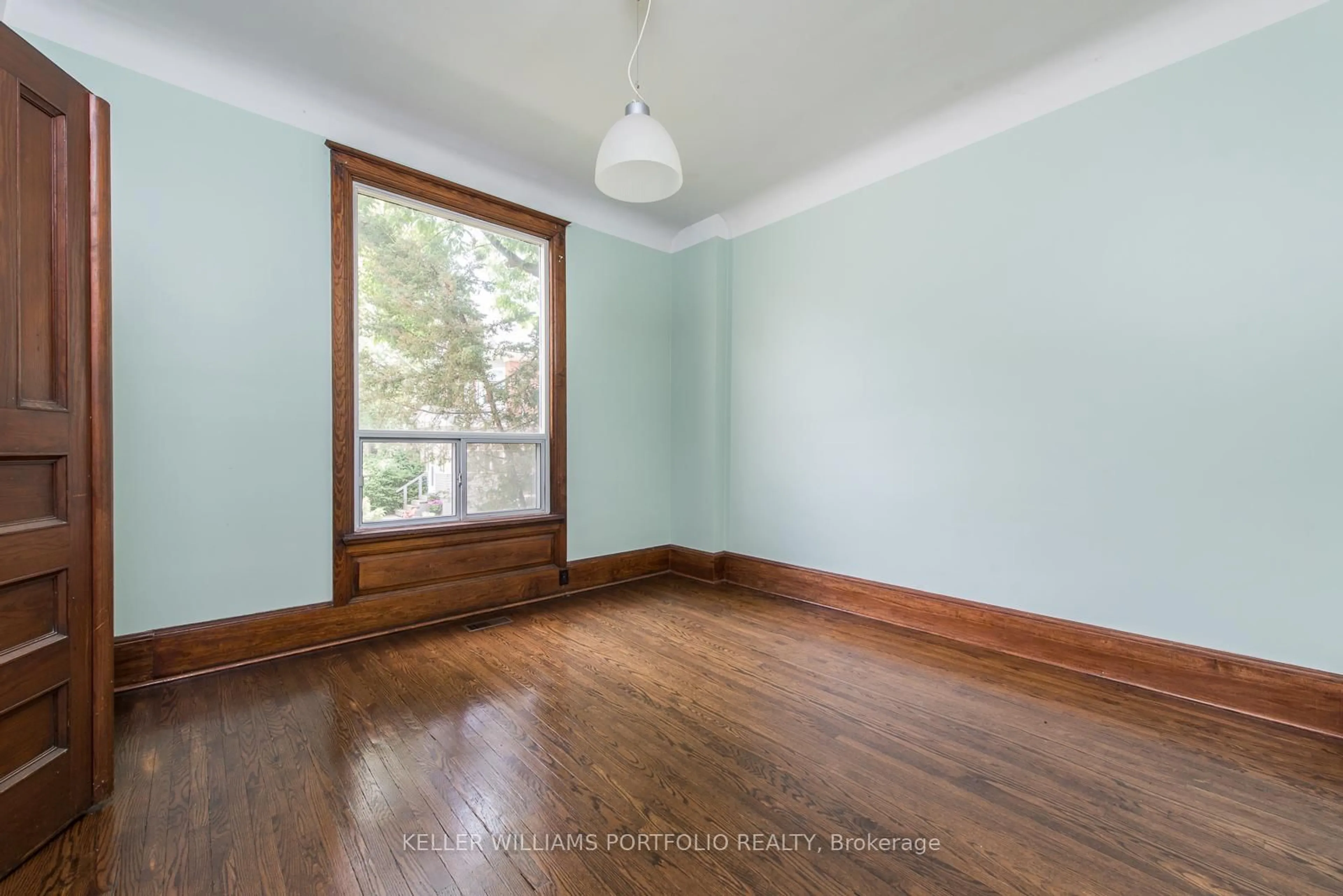 A pic of a room for 254 Evelyn Ave, Toronto Ontario M6P 2Z9