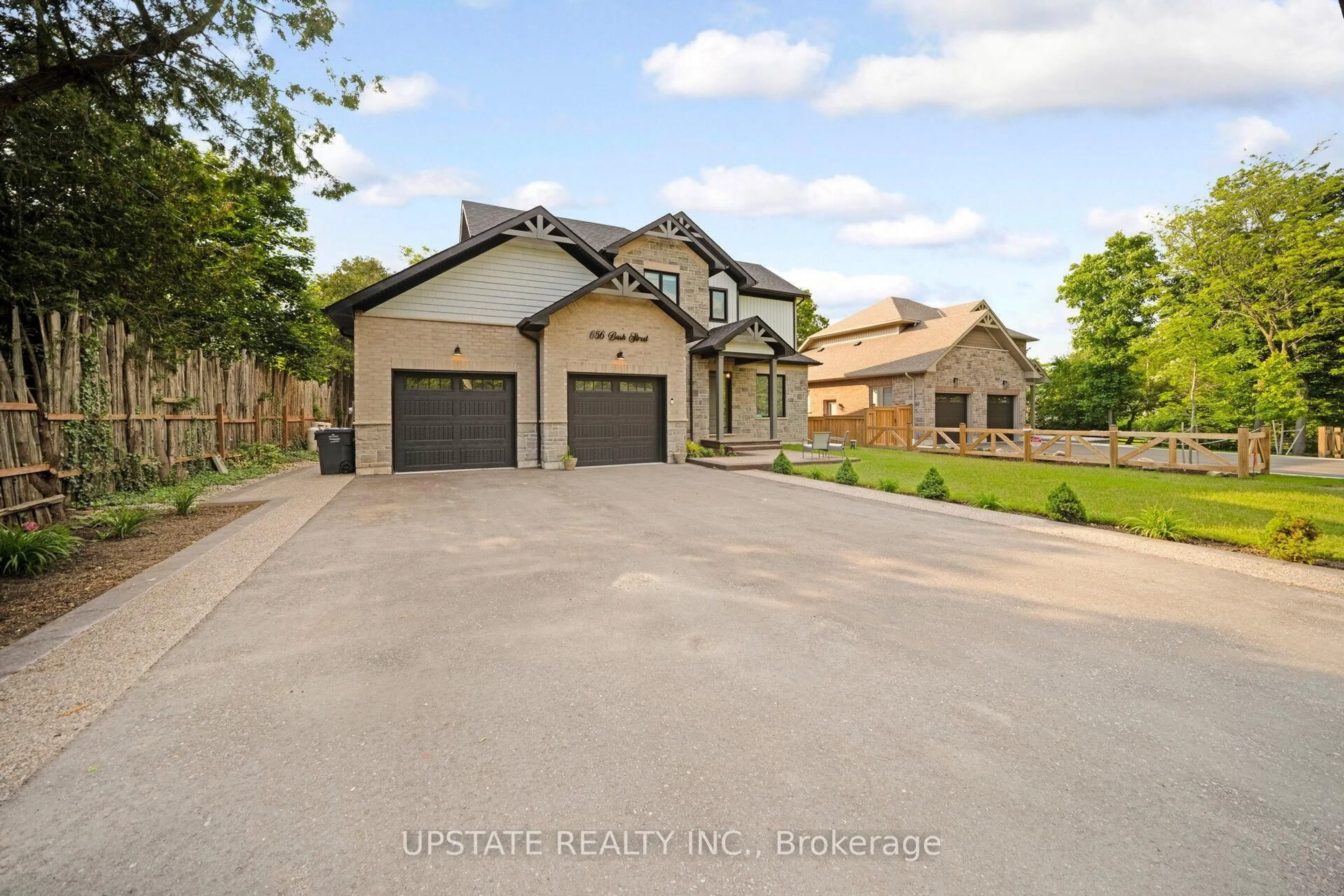Unknown for 656 Bush St, Caledon Ontario L7K 0E5