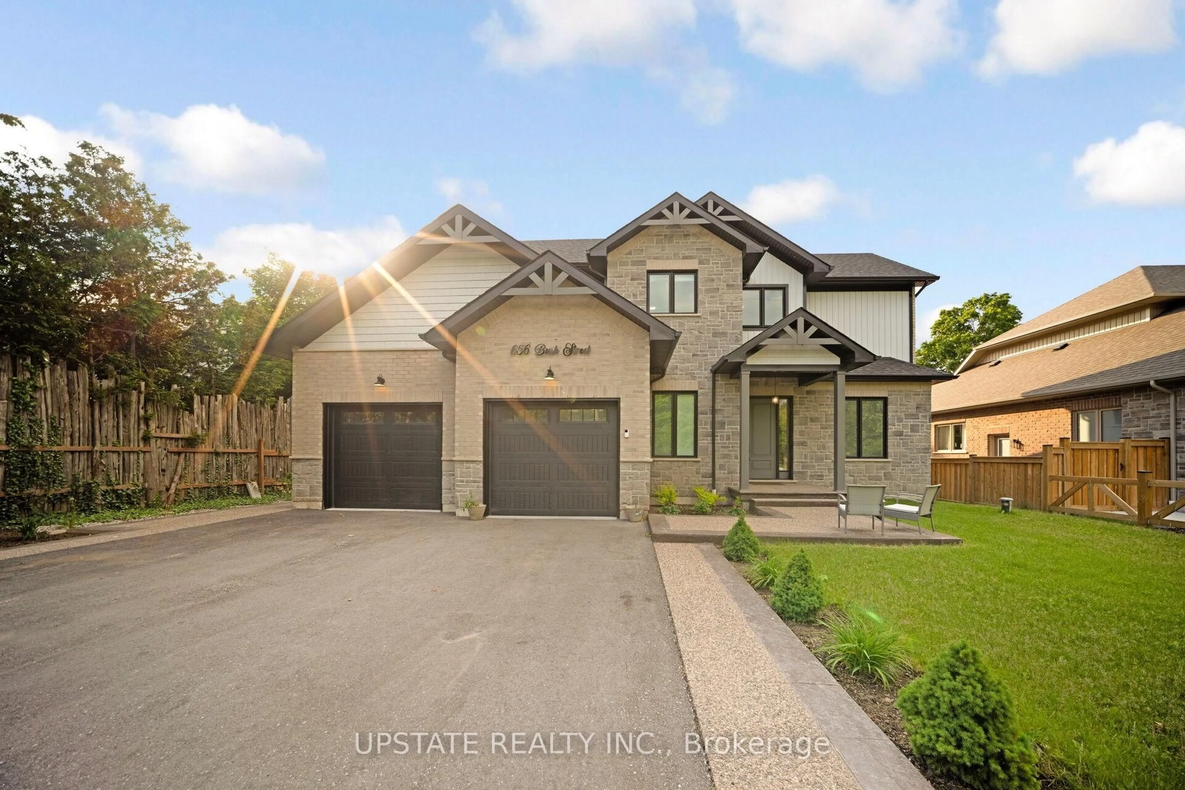 Home with brick exterior material, street for 656 Bush St, Caledon Ontario L7K 0E5