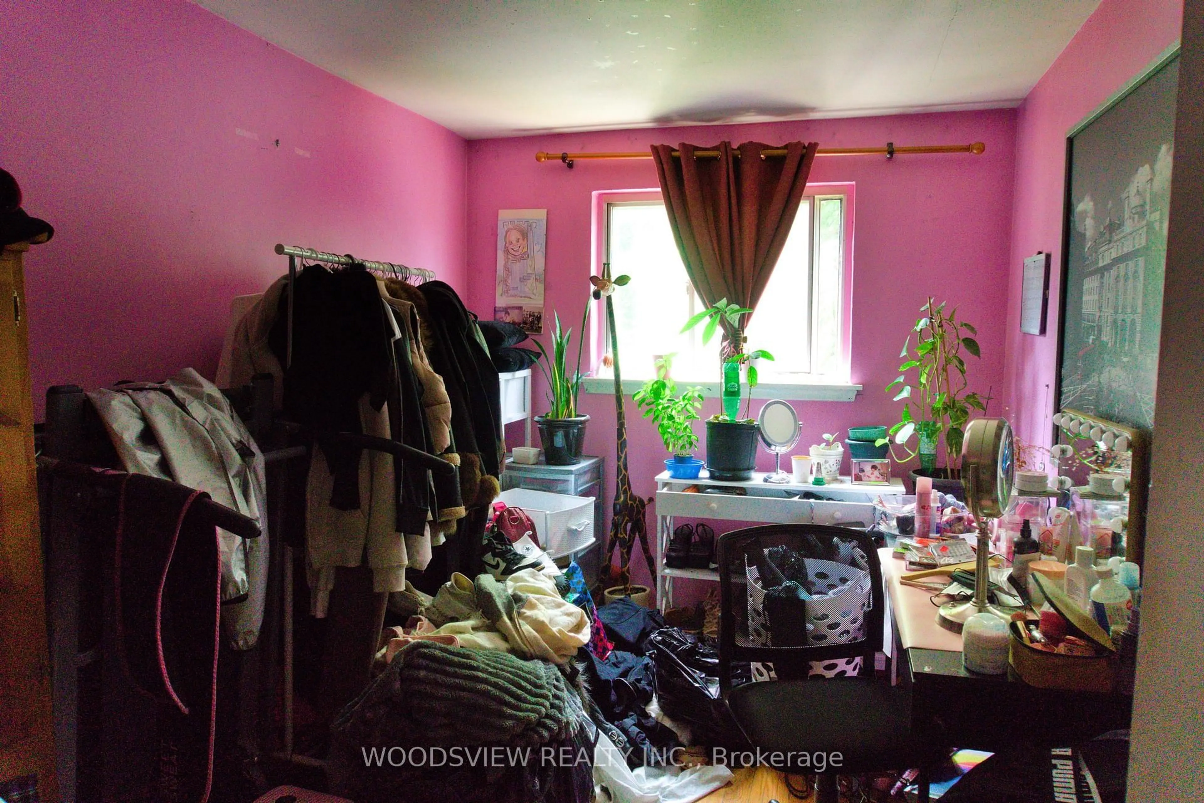 A pic of a room for 56 Lightwood Dr, Toronto Ontario M9V 2Z2