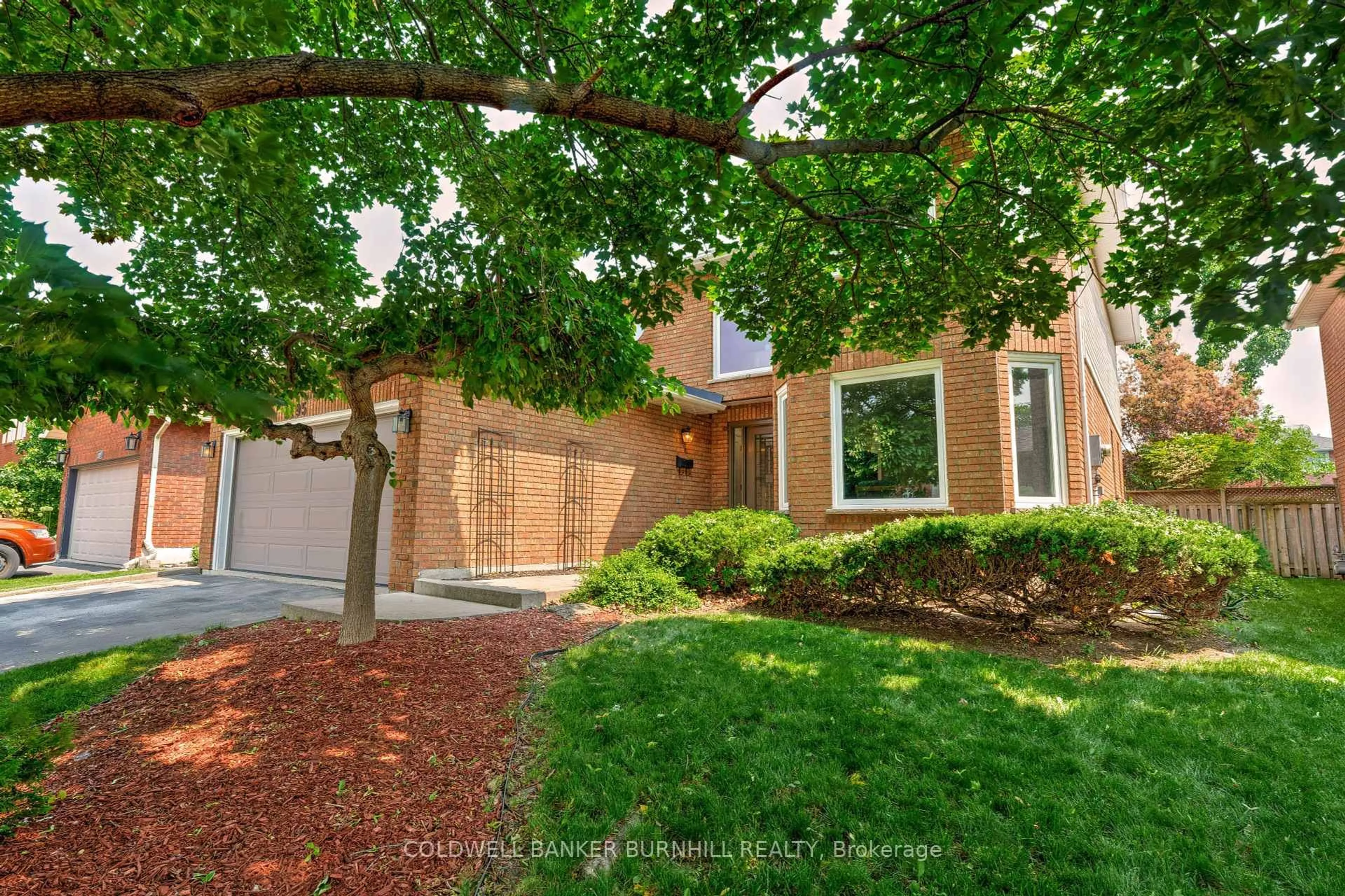 Home with brick exterior material, street for 2195 Headon Rd, Burlington Ontario L7M 3W7