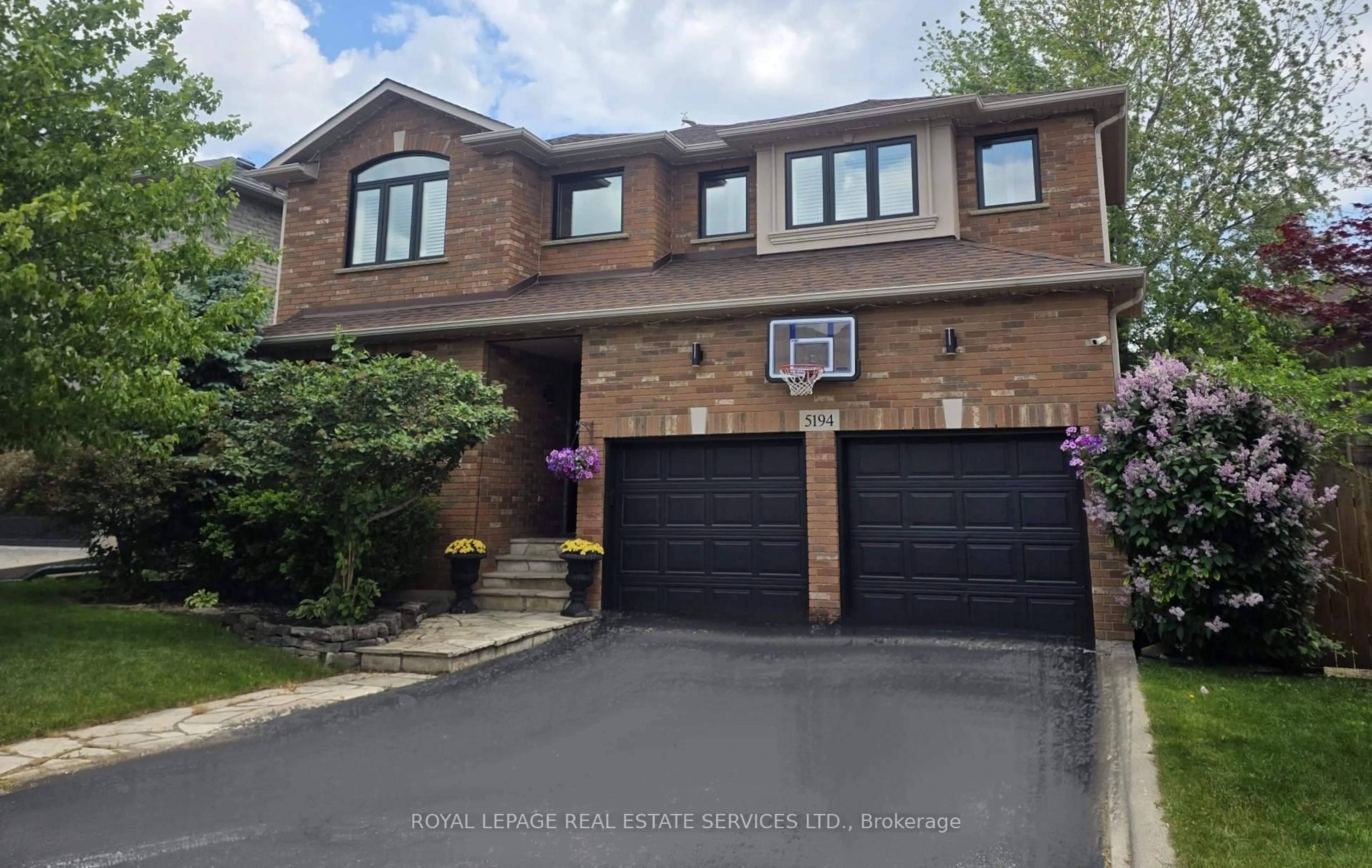 Home with brick exterior material, street for 5194 Tydman Way, Burlington Ontario L7L 7B1