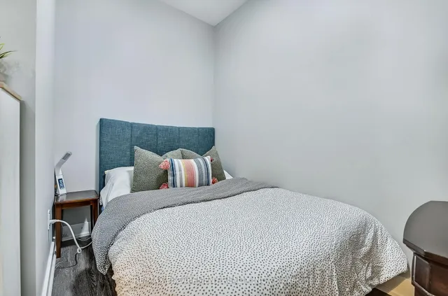 Additional property image - 4040 Upper Middle Rd Unit 103