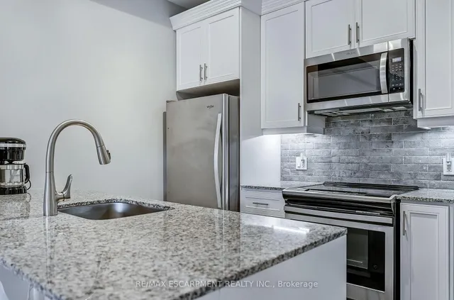 Additional property image - 4040 Upper Middle Rd Unit 103
