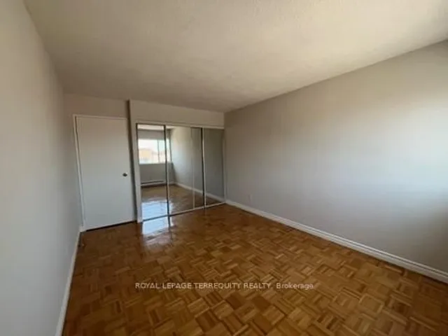 Additional property image - 3055 Tomken Rd Unit 359