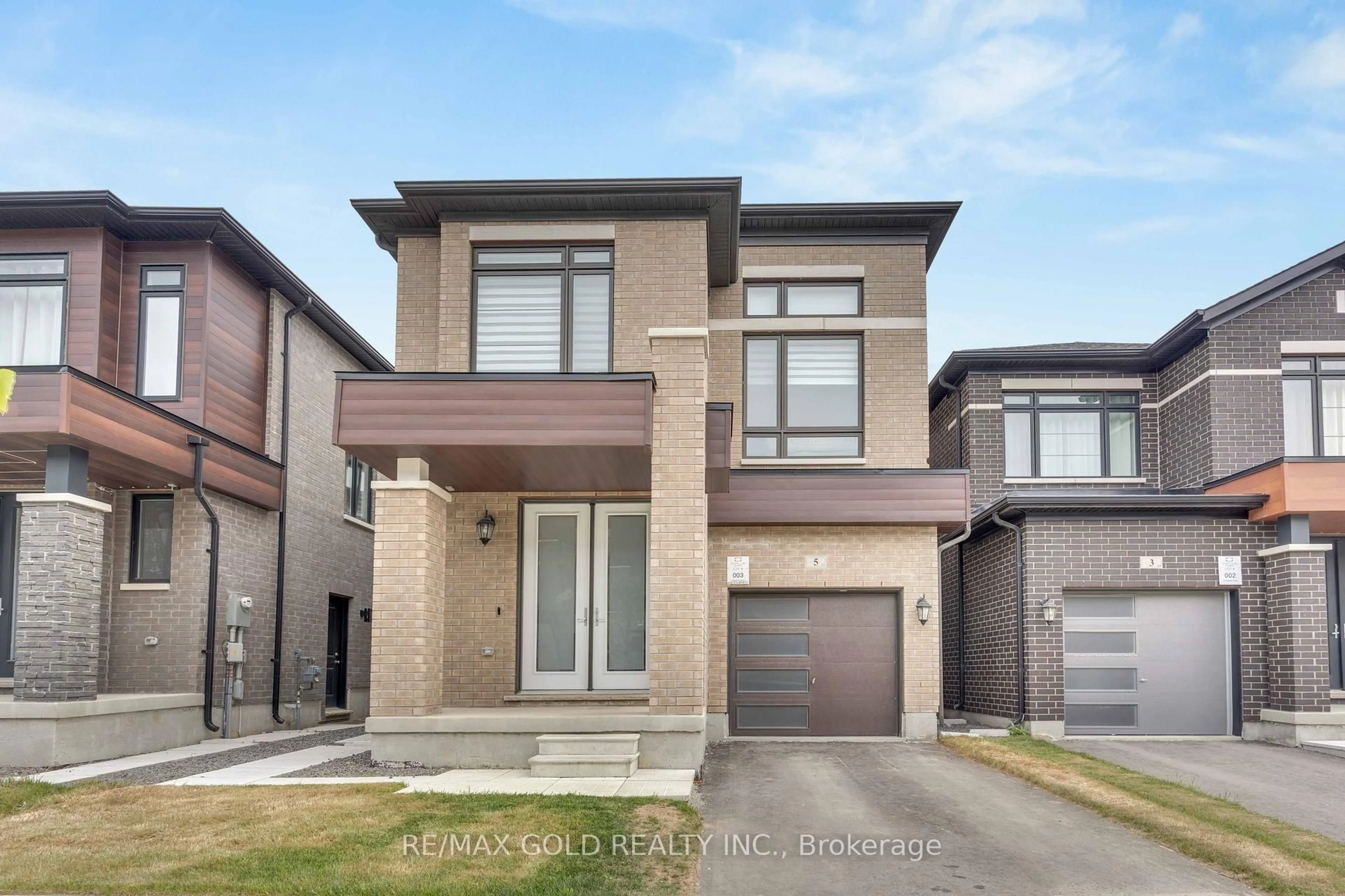 Home with brick exterior material, street for 5 Haydrop Rd, Brampton Ontario L6P 4P3