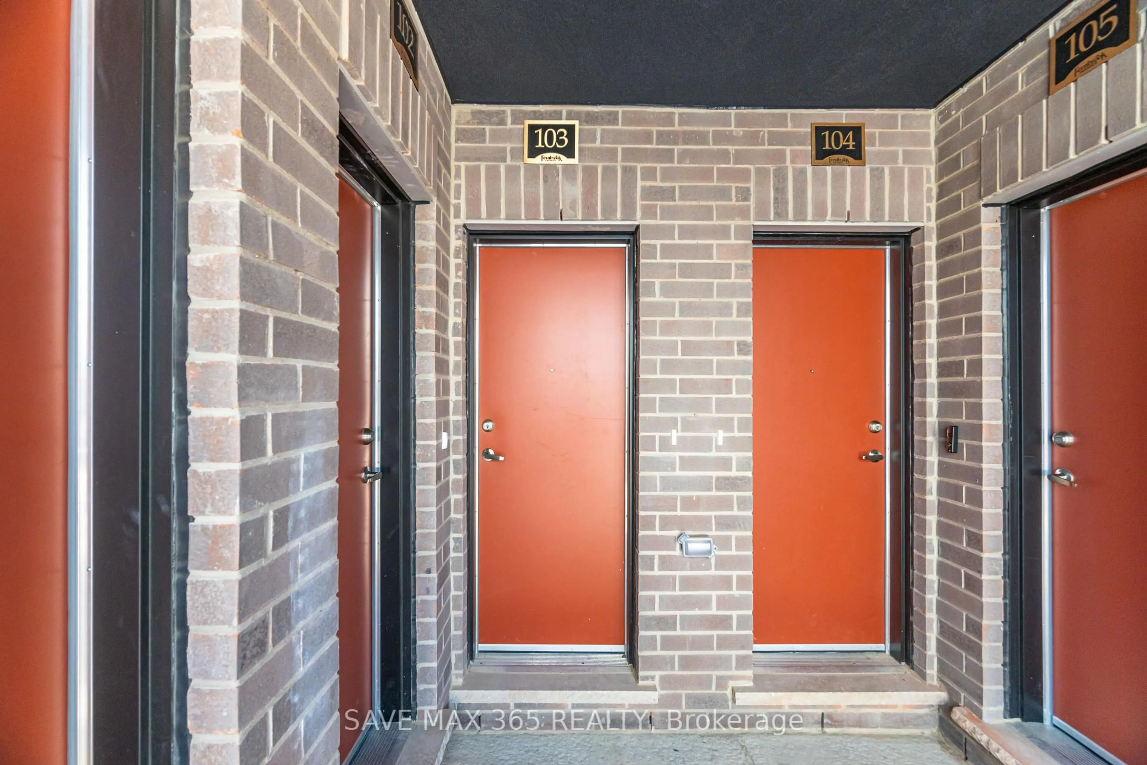 Unknown for 1565 Rose Way #103, Milton Ontario L9E 1N4
