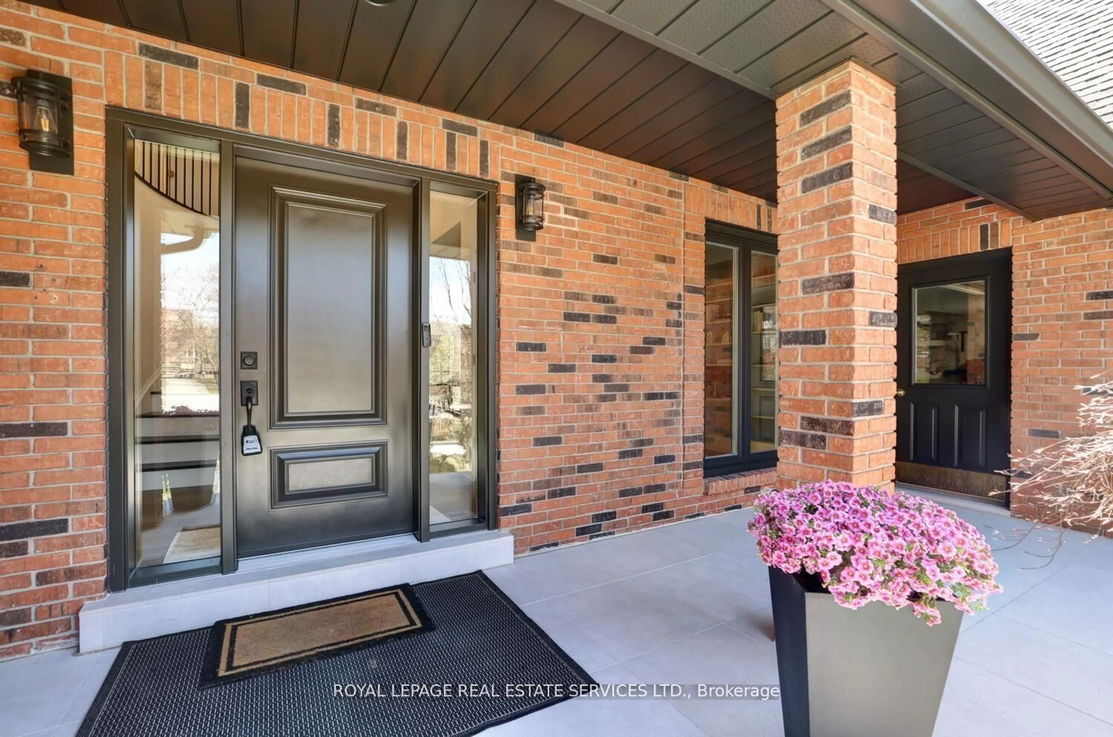 Unknown for 84 Sybella St, Oakville Ontario L6K 2L8