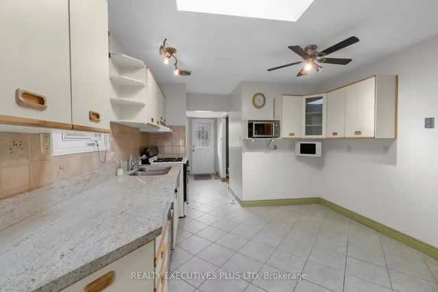Additional image 23 of 23 Brookdale Cres