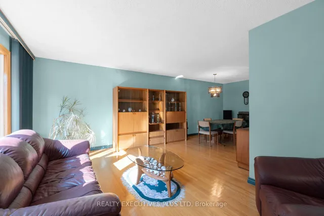 Additional image 30 of 23 Brookdale Cres