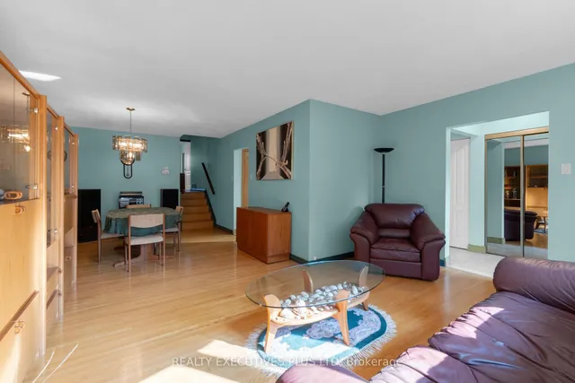 Additional image 28 of 23 Brookdale Cres